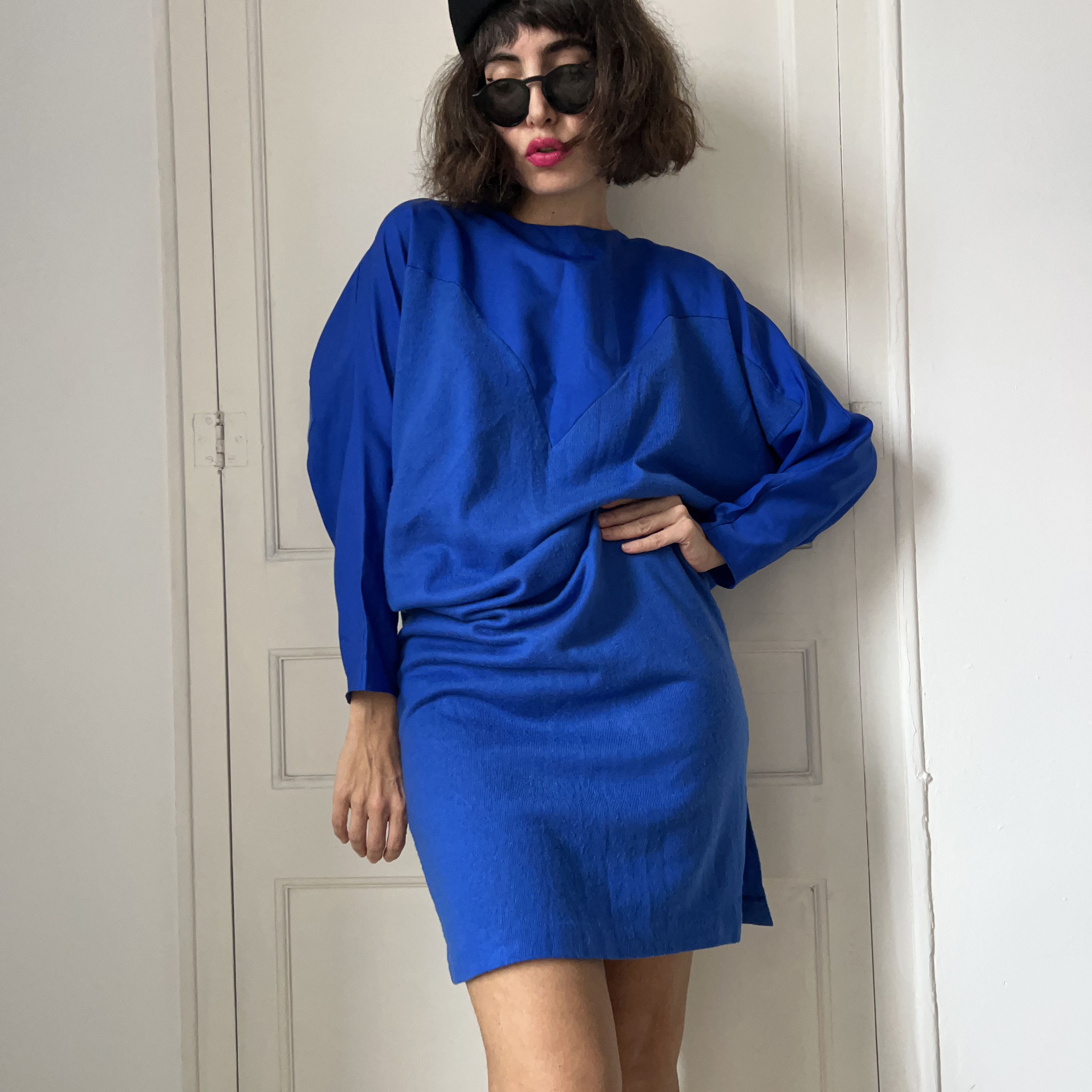 Vintage Vintage 80s Cobalt Blue Dolman Sleeve Midi Tunic Dress Size S / US 4 / IT 40 - 1 Thumbnail