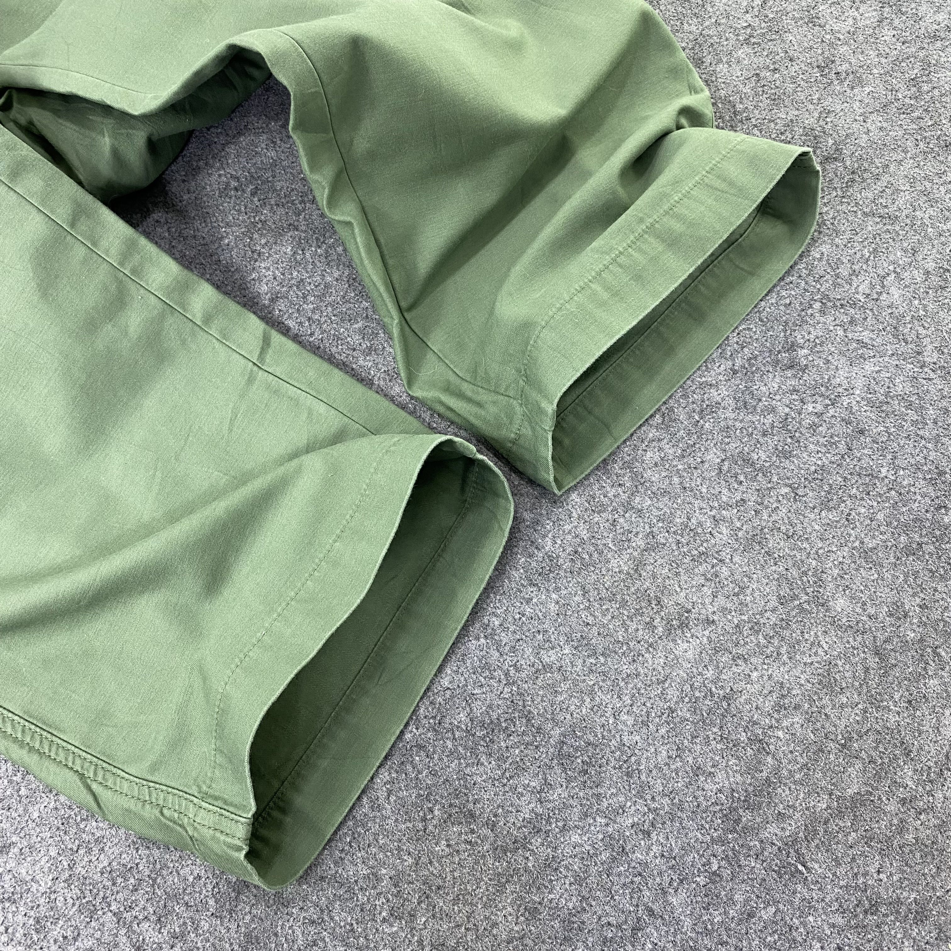 Uniqlo Green cargo pants -C030 Size US 31 - 12 Thumbnail
