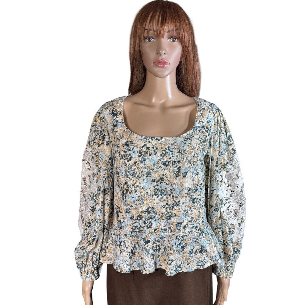 Sam Edelman NWT New $109 Sam Edelman Lainey Lace Peplum Top Size L Size L / US 10 / IT 46 - 2 Thumbnail