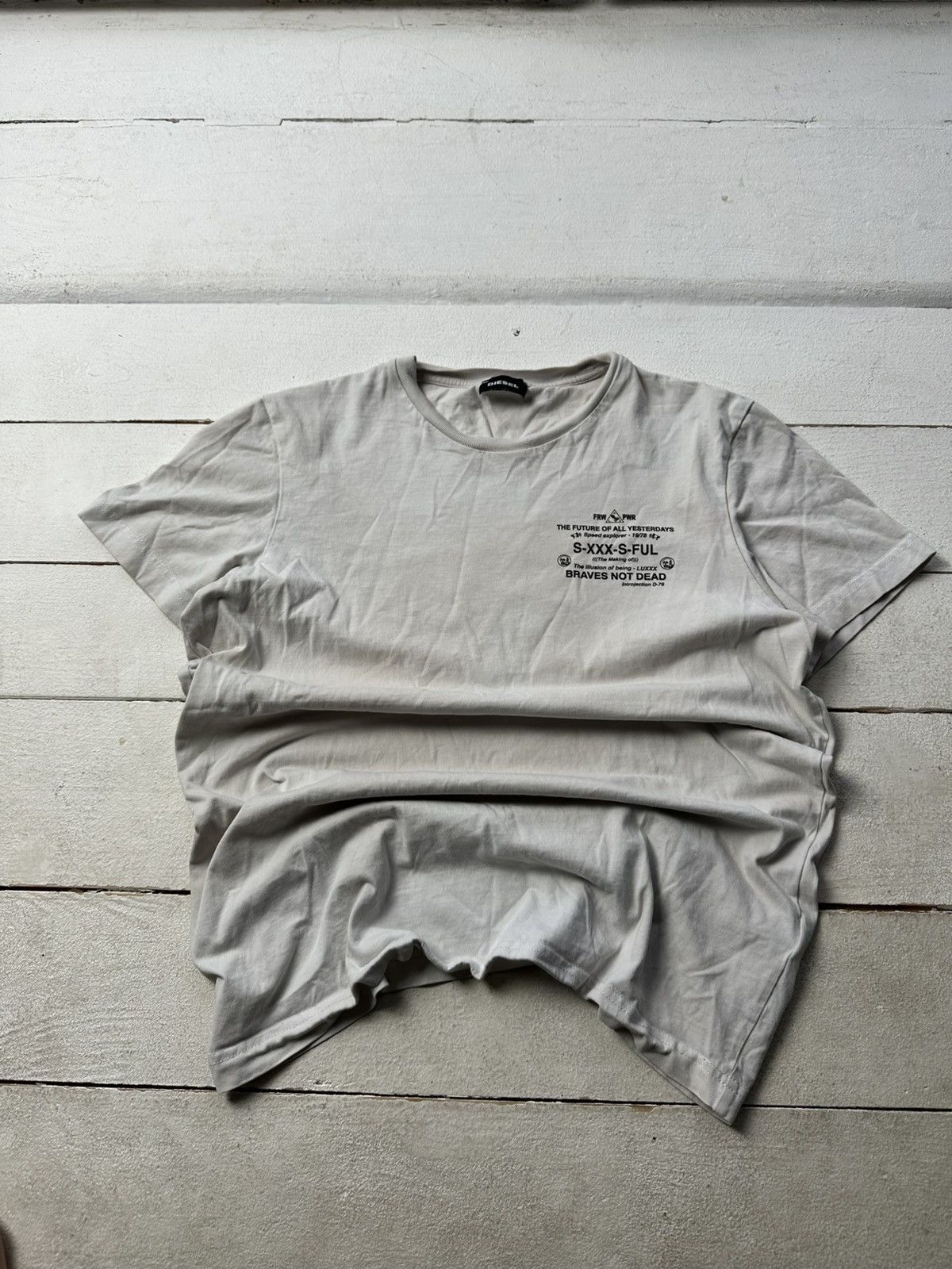 Diesel 🚨DIESEL AVANT GARDE ARCHIVE VINTAGE BIG LOGO T-SHIRT Y2K TEE Size US S / EU 44-46 / 1 - 1 Thumbnail