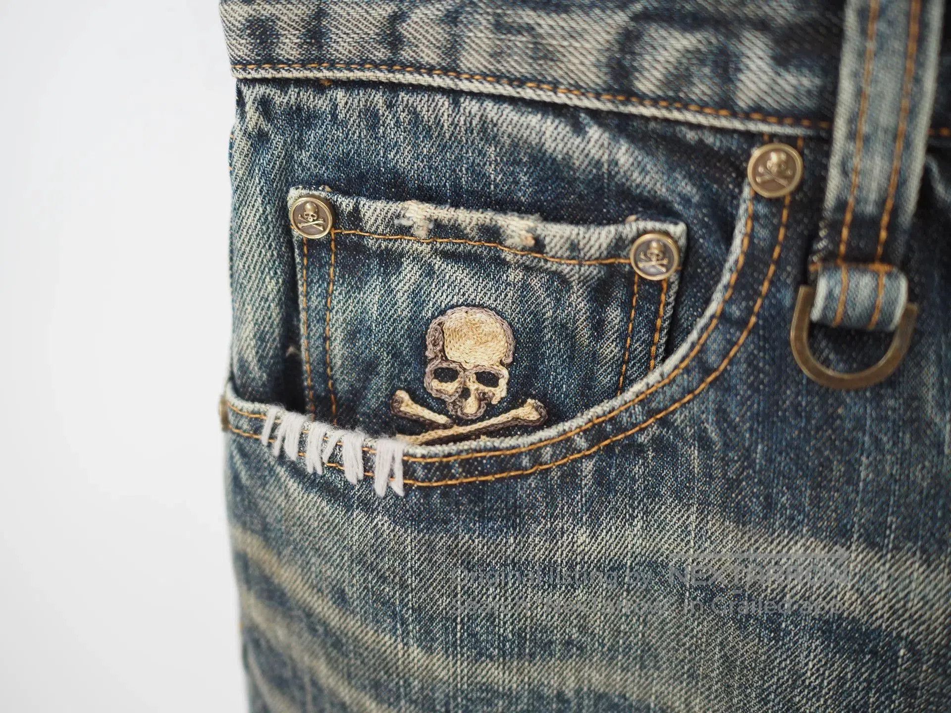 MMW blue denim jeans with gold detail. Size US 26 / EU 42 - 5 Thumbnail