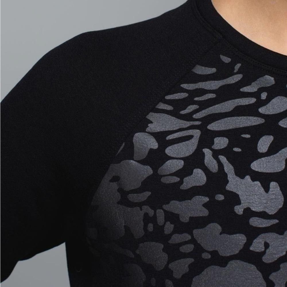 Lululemon Lululemon Snapshot Crew Black comes with bag Size S / US 4 / IT 40 - 3 Thumbnail