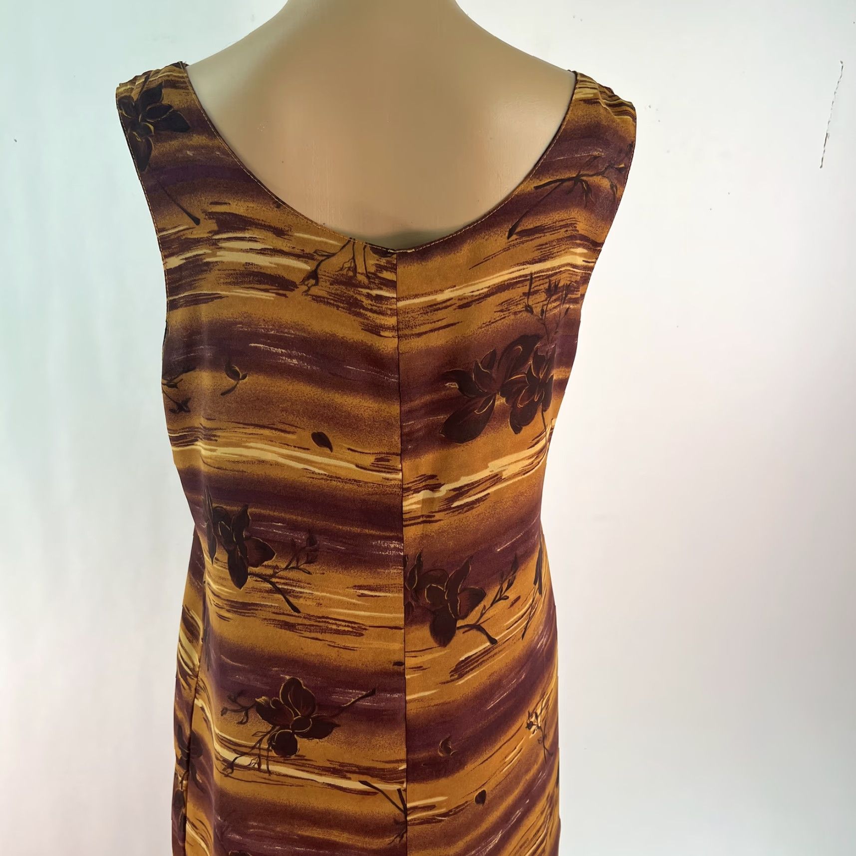 Vintage Womens Dress - Floral Sleeveless Round Neck Midi - Orange Purple - Size Medium - Casual Tank Dress - 42 in Length - Regular Fit - Womens Size M / US 6-8 / IT 42-44 - 4 Thumbnail