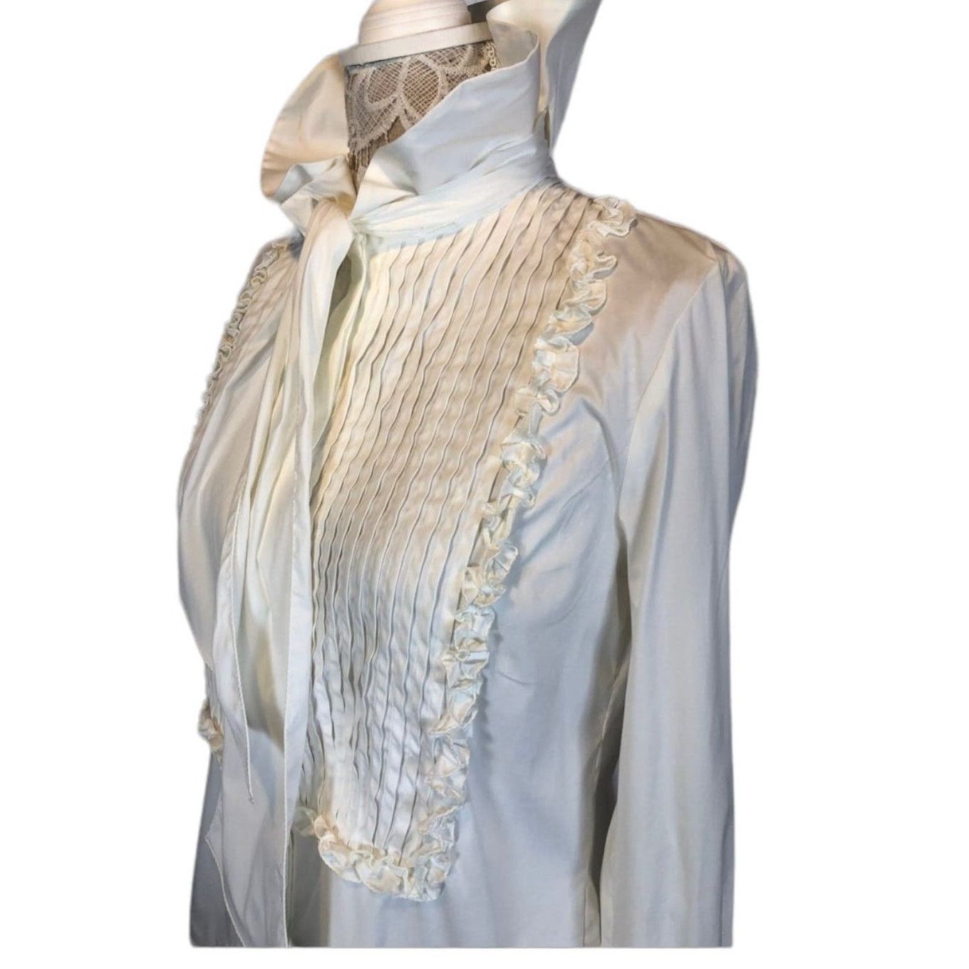 Etro ETRO white tuxedo blouse ruffled neck Victorian style small Size S / US 4 / IT 40 - 7 Thumbnail
