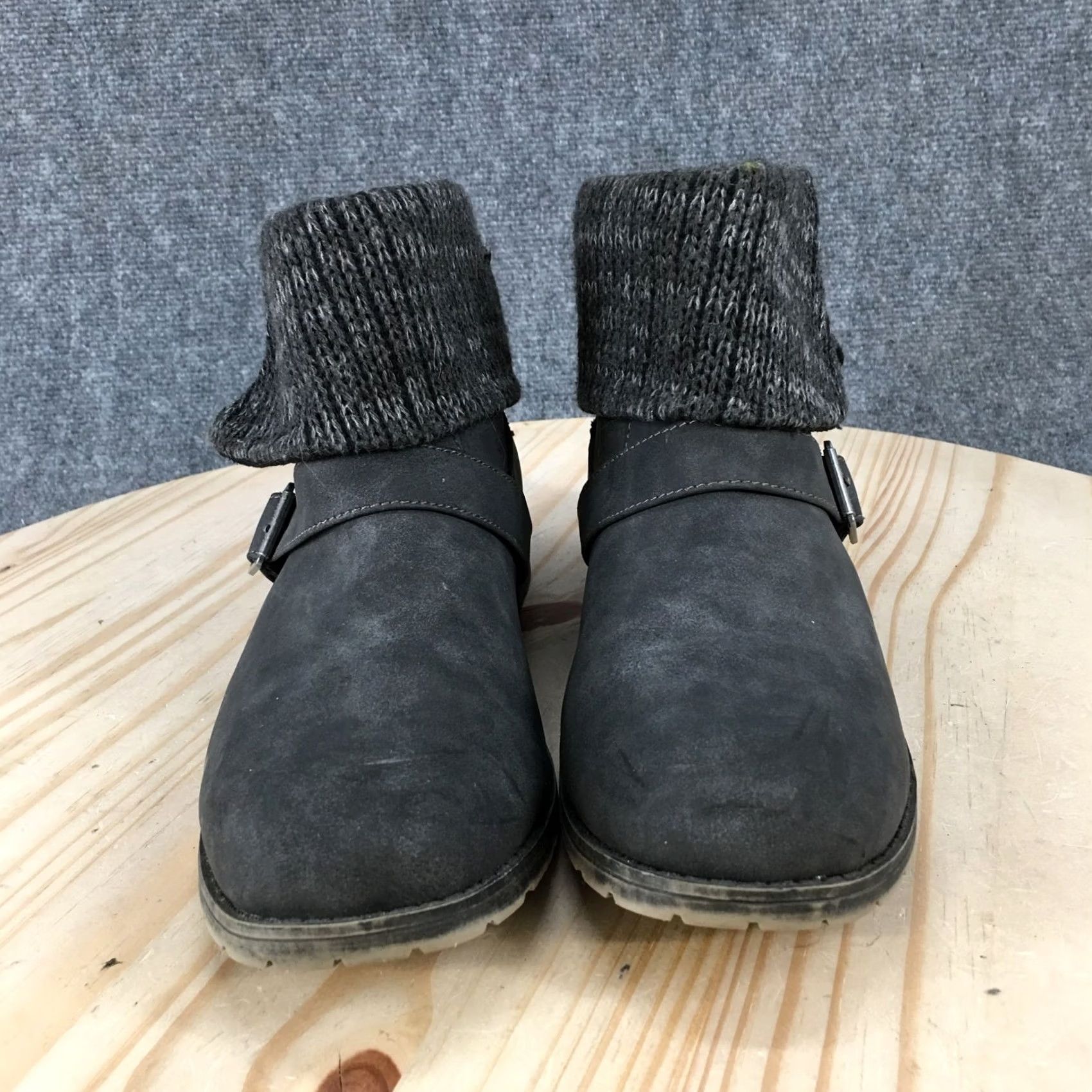 Vintage Rocket Dog Boots Womens 10 Gray Bentley Ankle Booties Knit Buckle Cuffed Sweater Boots Size L / US 10 / IT 46 - 3 Thumbnail