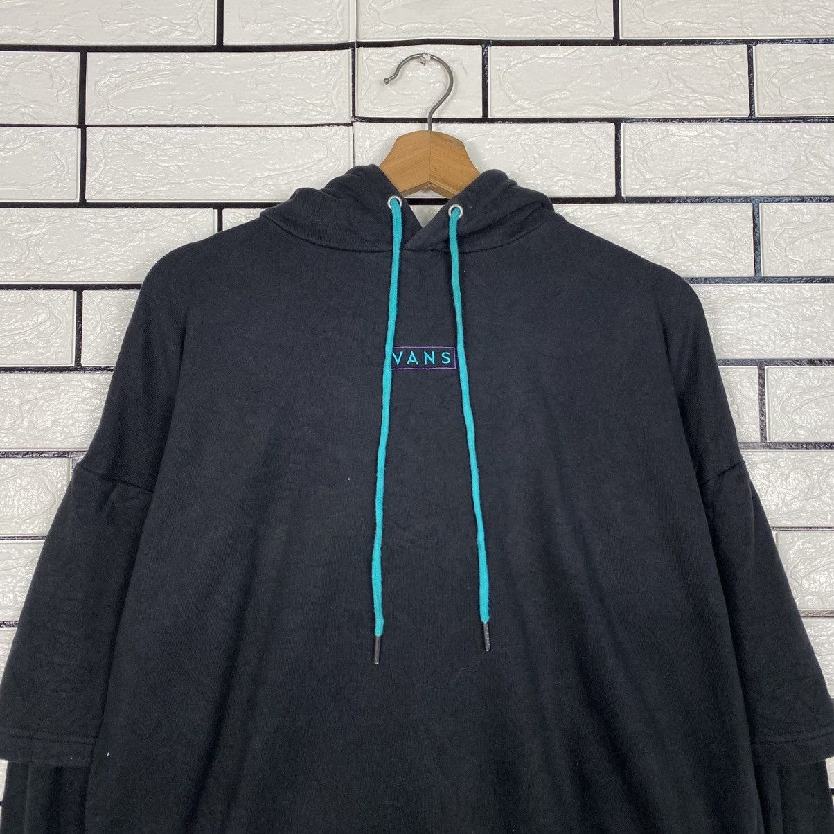 Japanese Brand 📌Vintage Hoodie Pull Over Vans Centre Logo Size US M / EU 48-50 / 2 - 13 Thumbnail