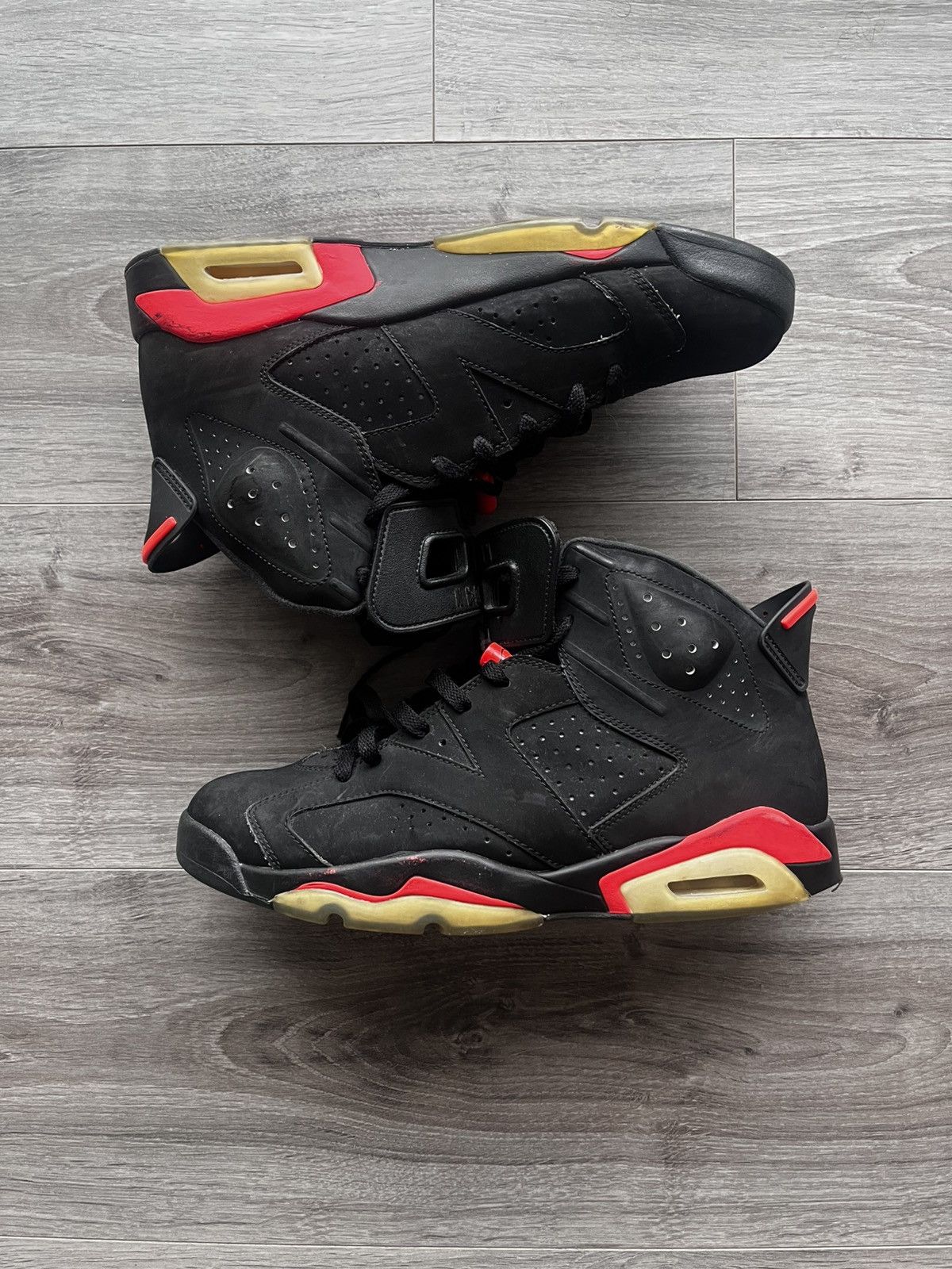 Jordan Brand Infrared Jordan 6s Size US 11 / EU 44 - 1 Thumbnail
