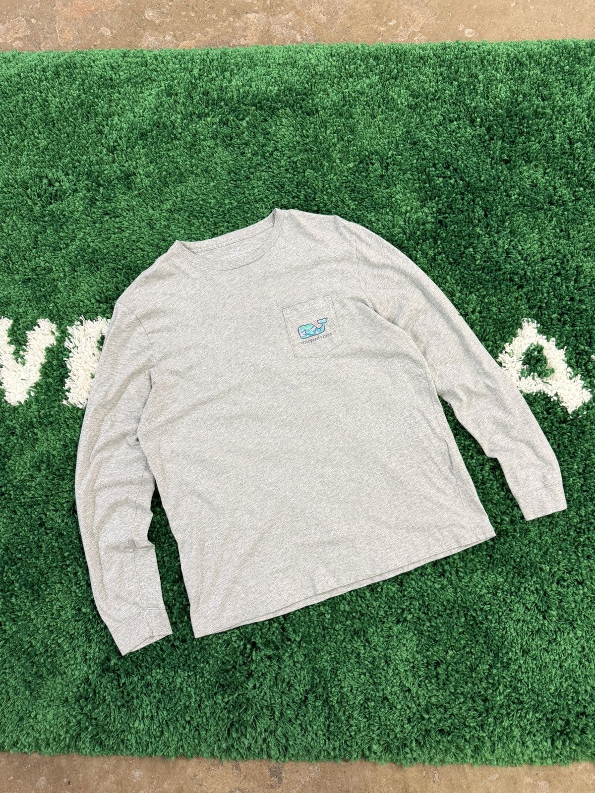 Vineyard Vines Vineyard Vines Grey Whale Paisley Logo Long Sleeve Large Size US L / EU 52-54 / 3 - 1 Thumbnail