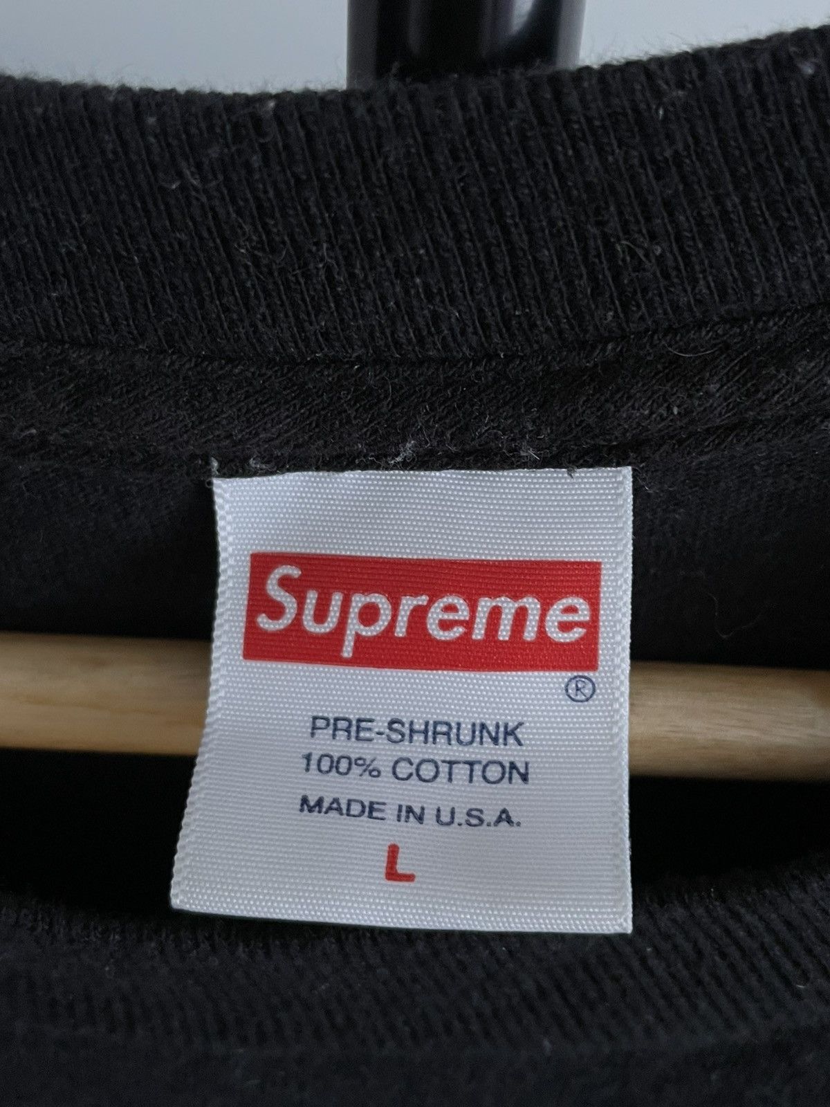 Supreme Supreme Futura Logo Tee Black T-Shirt Size US L / EU 52-54 / 3 - 5 Thumbnail