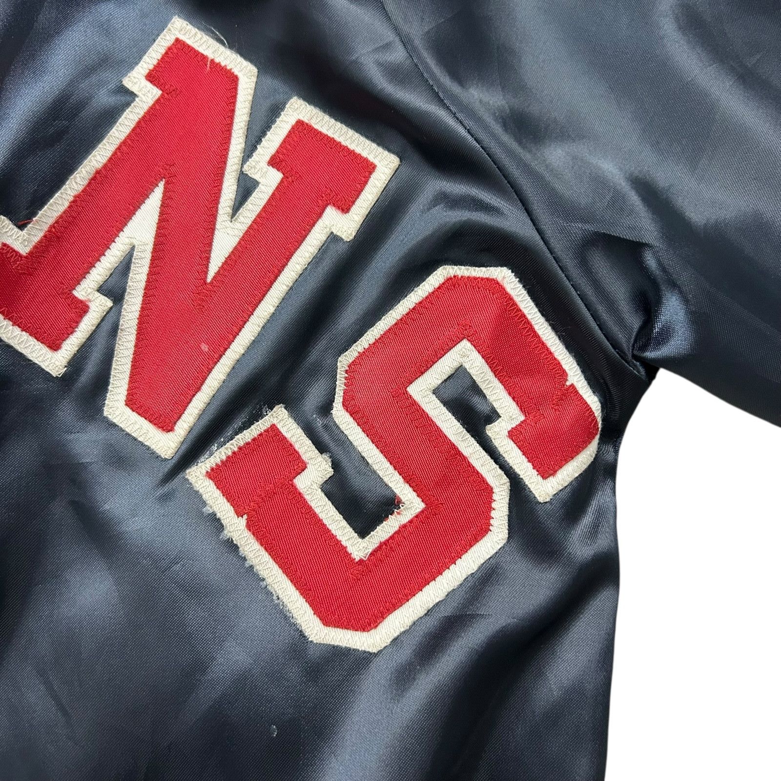 MLB VTG 90s CLEVELAND INDIANS CHALK LINE SATIN JACKET SPELL OUT Size US M / EU 48-50 / 2 - 10 Thumbnail