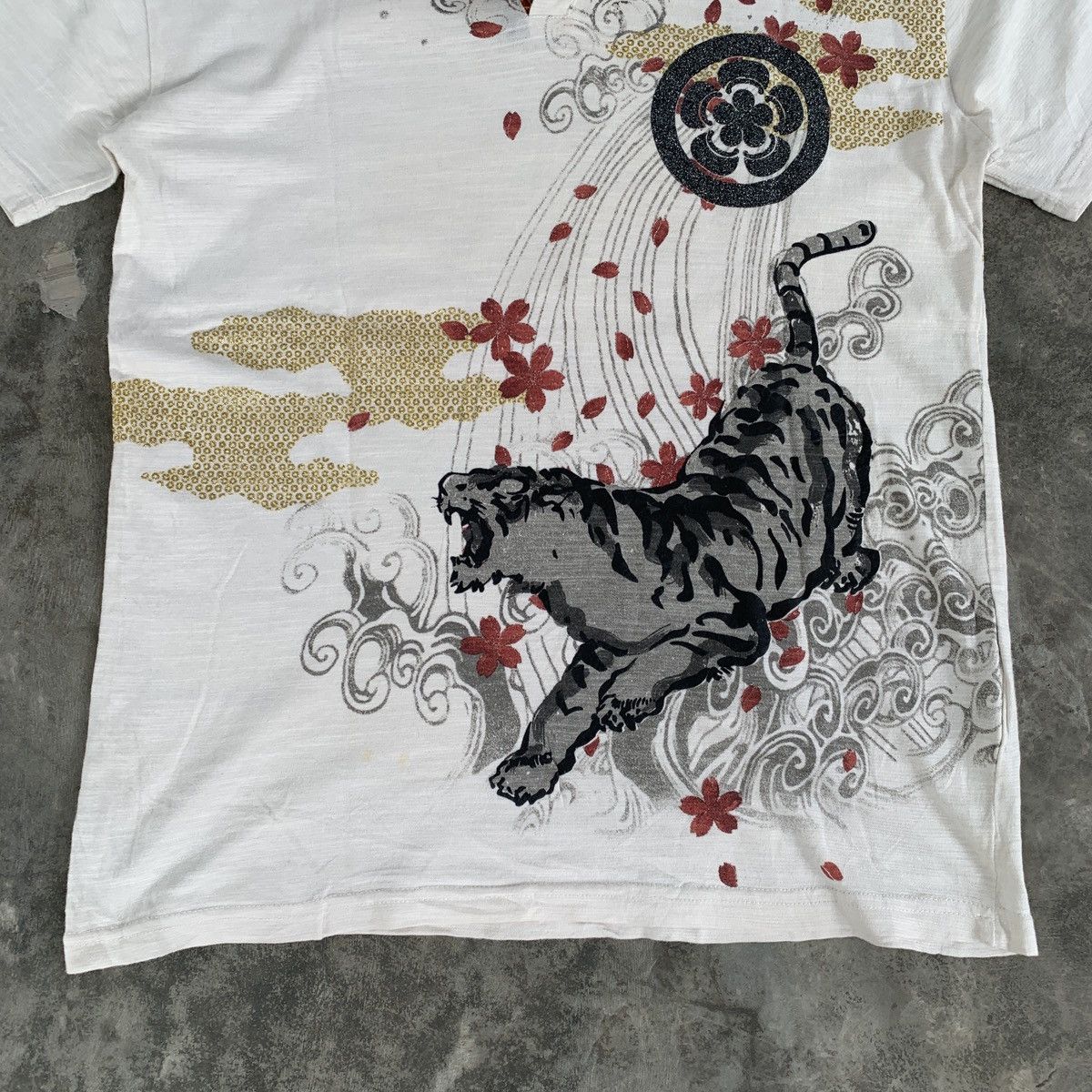 Karakuri Tamashii Karakuri Tamashi Tiger Japan Designer Polo Shirt Size US L / EU 52-54 / 3 - 5 Thumbnail