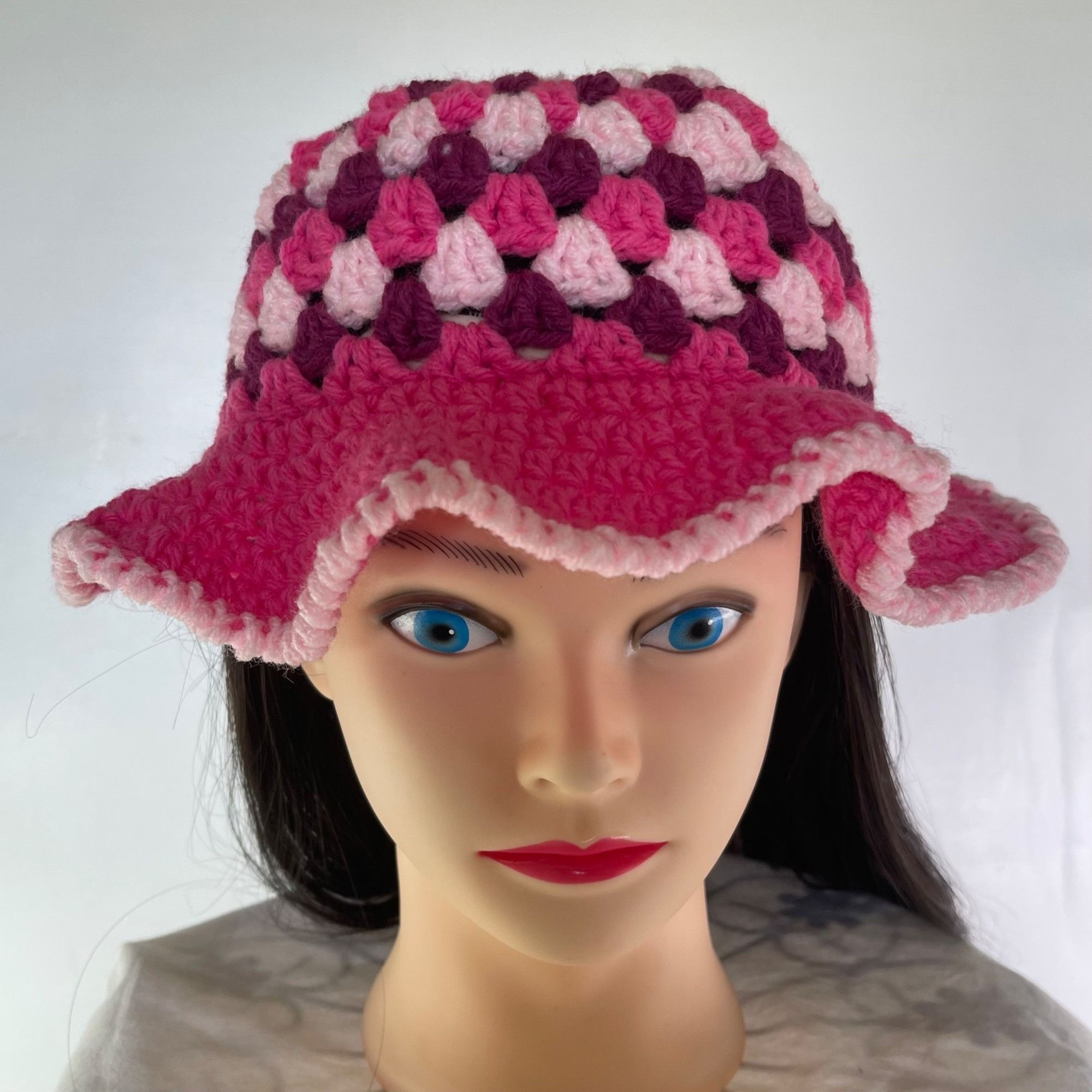 Handmade Crochet Bucket Hat Granny Square Pattern Pink and Burgundy A Size ONE SIZE - 1 Thumbnail