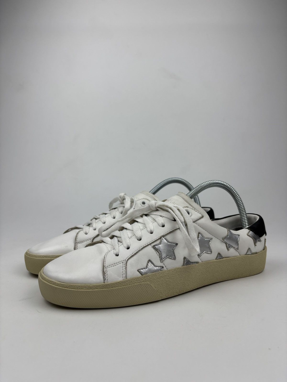 Saint Laurent Paris Saint Laurent Star Patch Low Top Sneakers Size US 9 / IT 39 - 2 Thumbnail
