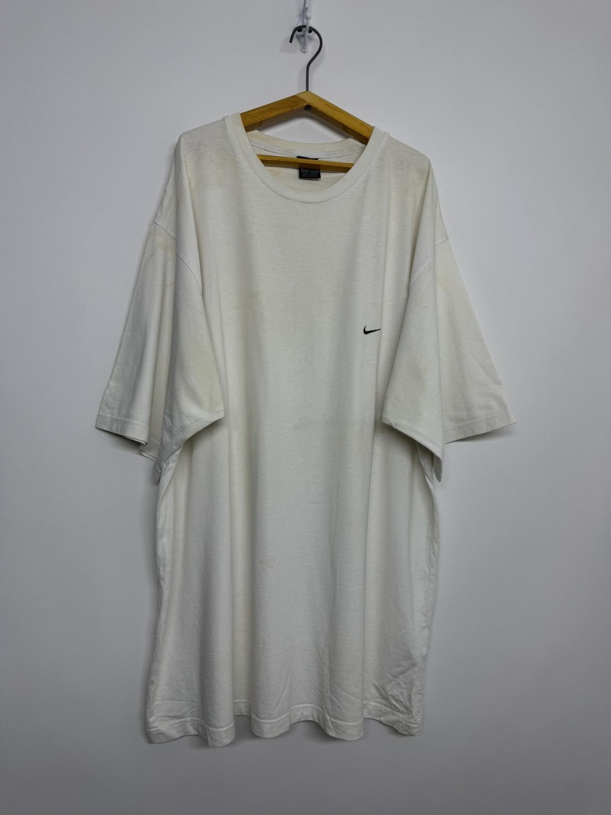Nike Vintage Y2K Nike Small Swoosh Logo T Shirt 00’s Size US XXL / EU 58 / 5 - 5 Thumbnail
