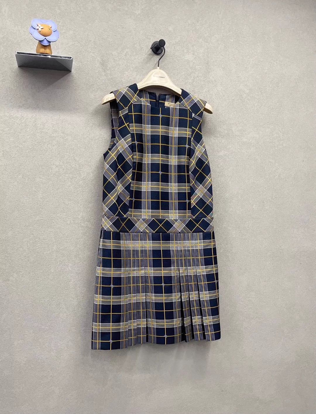 Burberry Burberry Check Sleeveless Dress Women's (Bust 86cm) Size S / US 4 / IT 40 - 3 Thumbnail