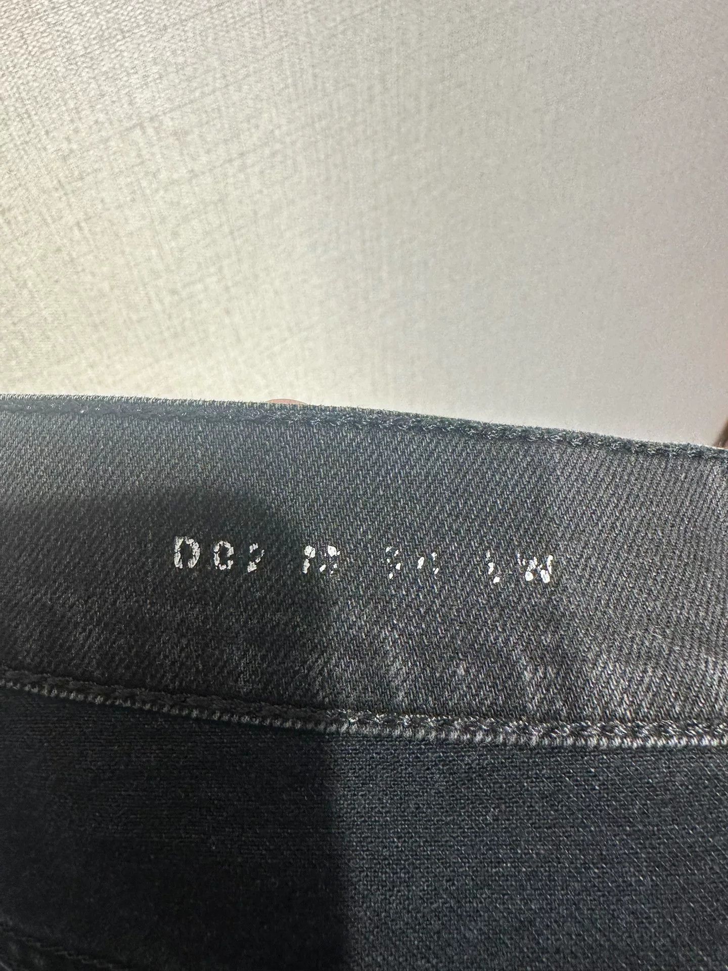 Saint Laurent Paris saint laurent black ripped skinny jeans Size US 40 / EU 56 - 4 Thumbnail
