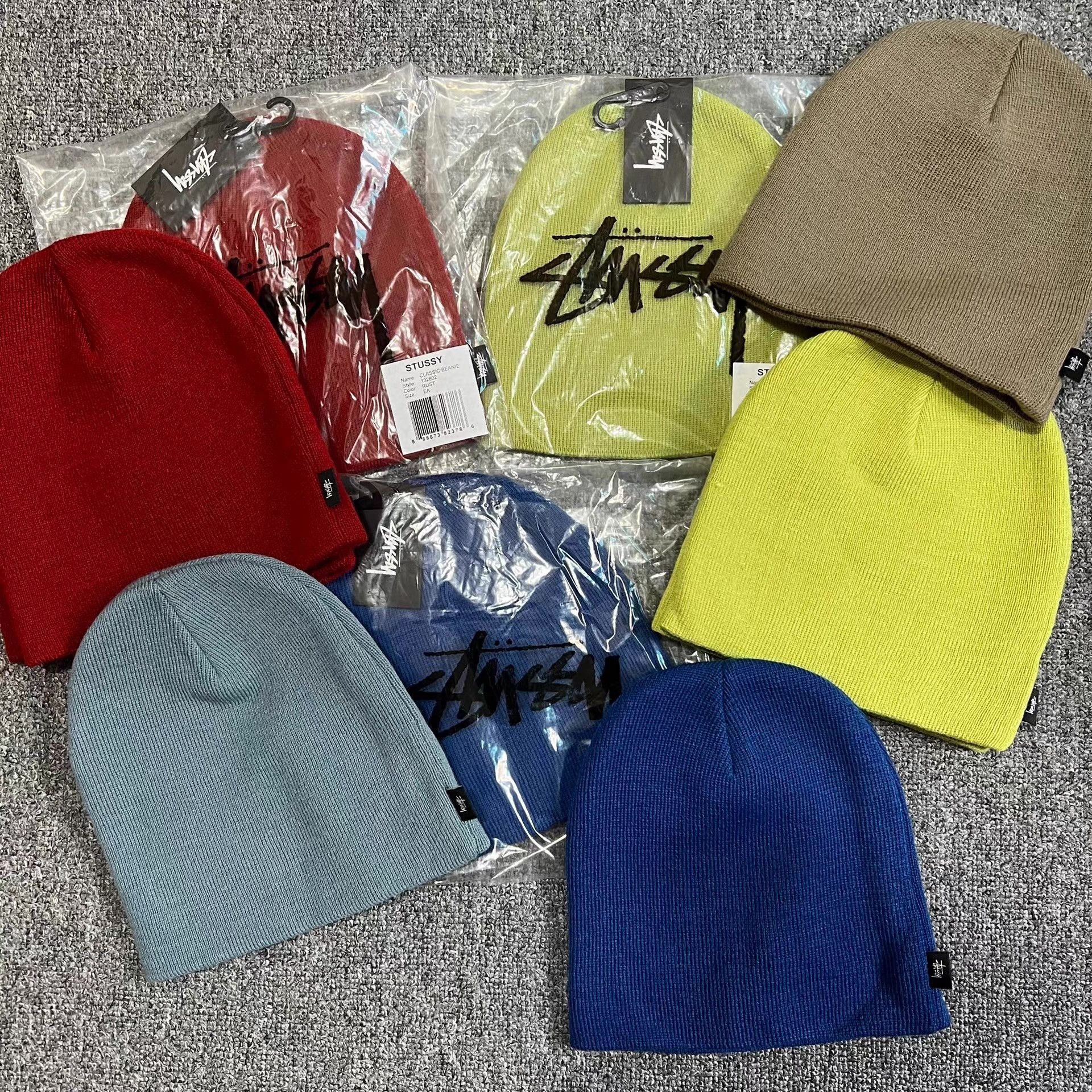 Stussy Stussy classic solid color small flag label knit beanie Q7 Size ONE SIZE - 2 Thumbnail