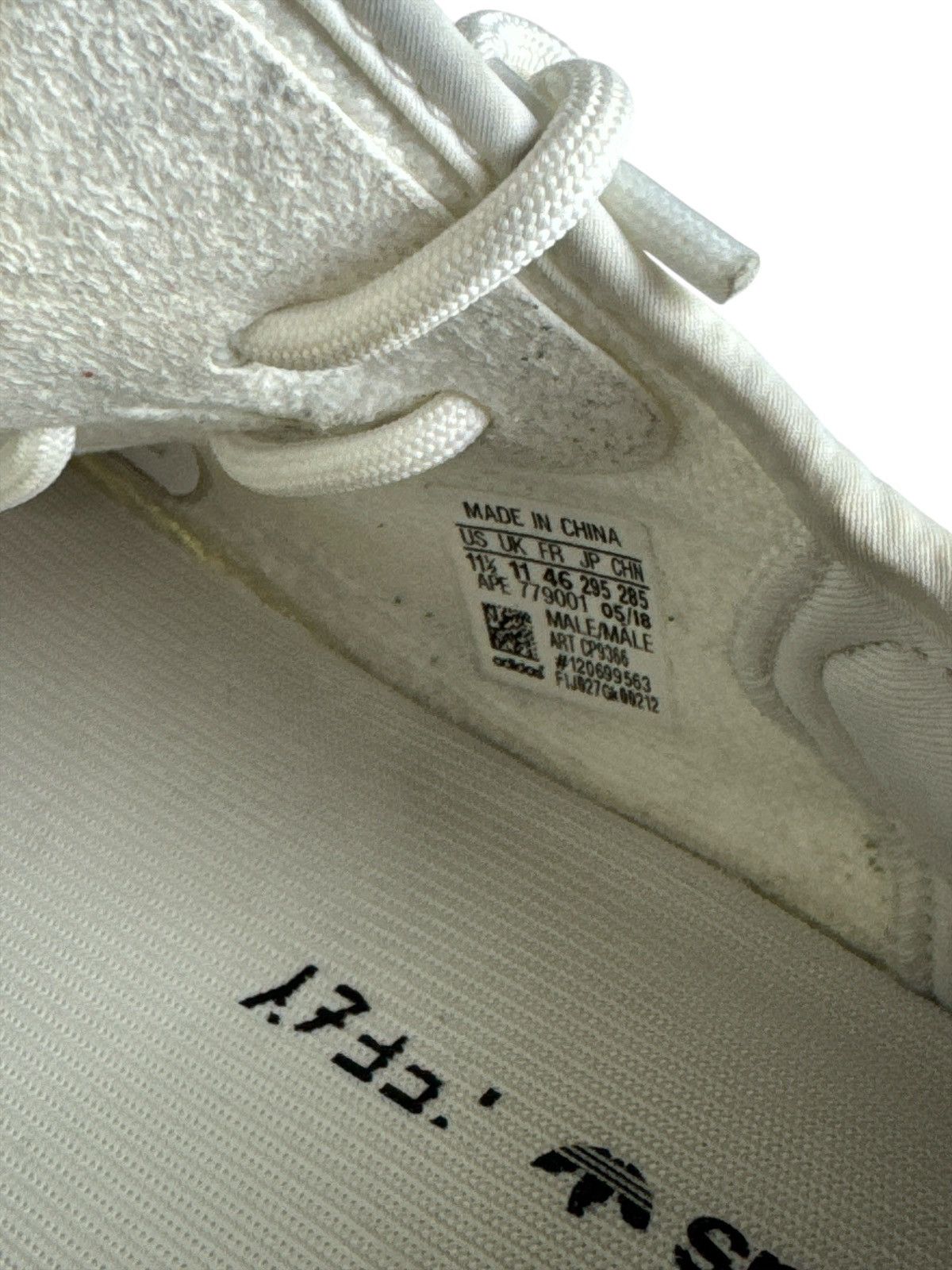 Adidas Adidas Yeezy Boost 350 V2 Easy Boost white CP9366 11.5 US Size US 11.5 / EU 44-45 - 5 Thumbnail
