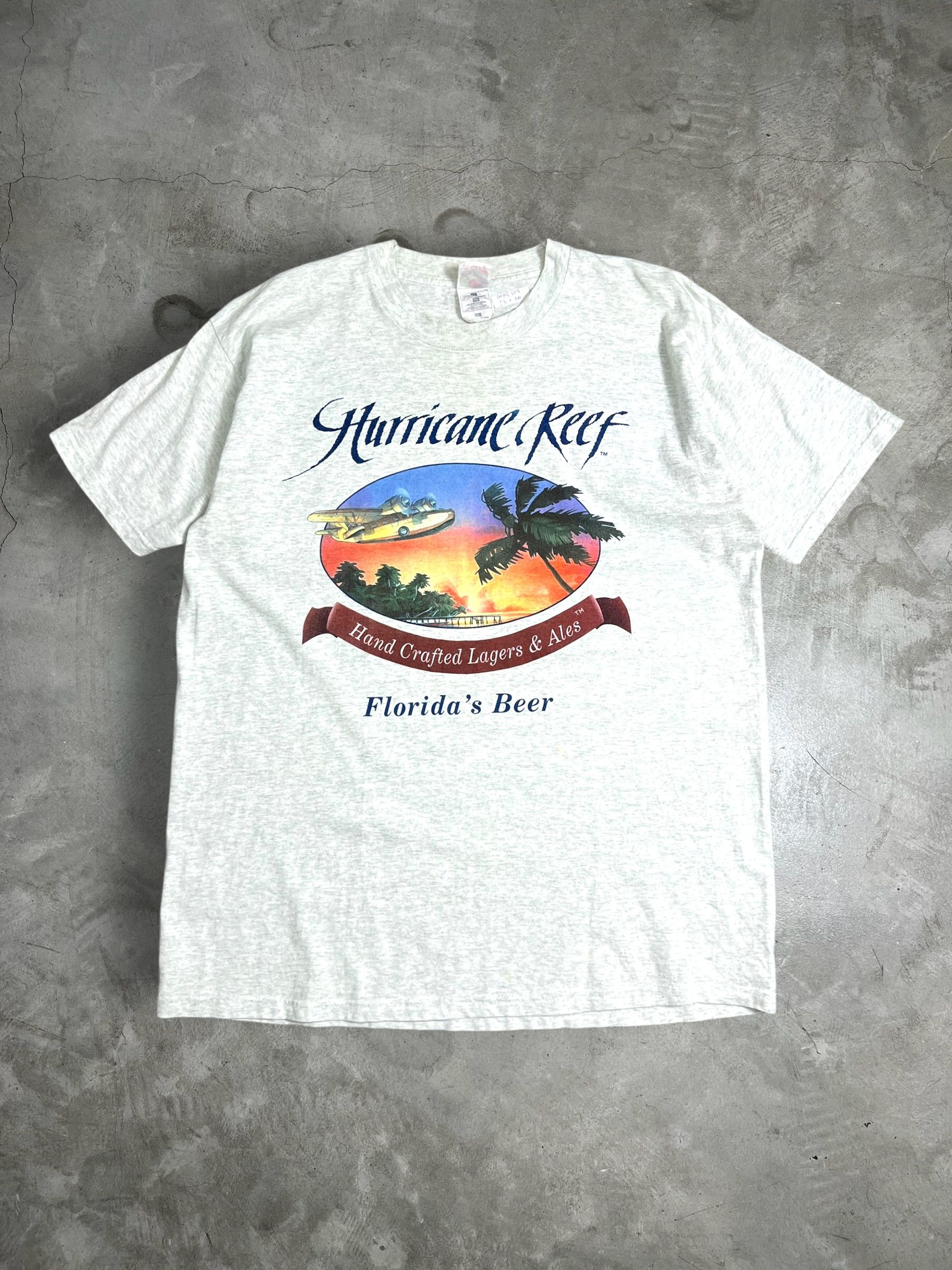 Vintage Vintage 90s Hurricane Reef Promo Graphic Tee (XL) GTME507 Size US XL / EU 56 / 4 - 1 Thumbnail