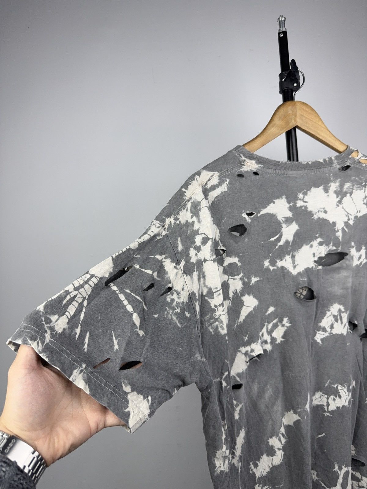 Japanese Brand Retro 90s Destroyed Bleached Tie Dye Distressed Grunge Tee Size US L / EU 52-54 / 3 - 8 Thumbnail