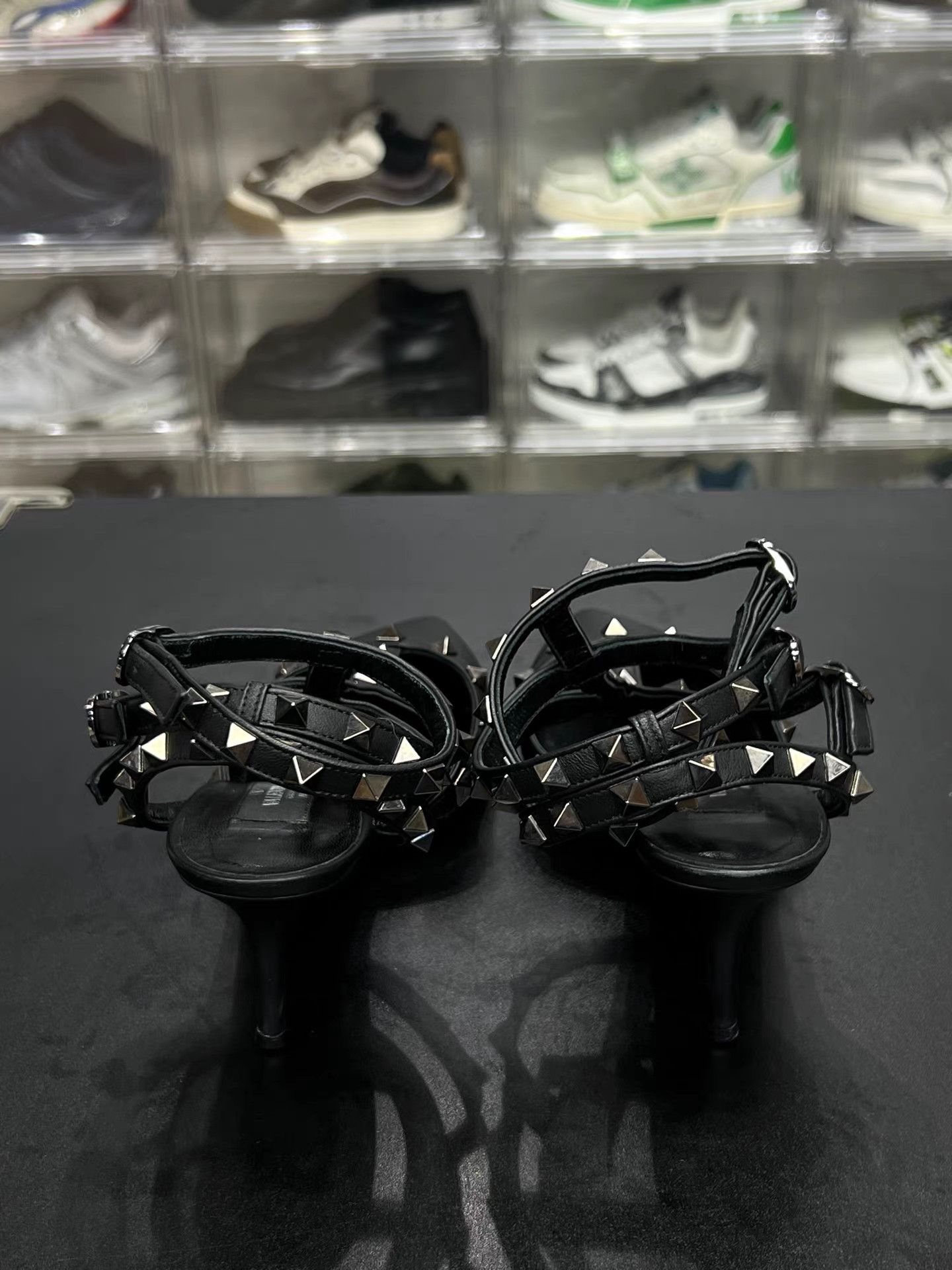 Valentino Valentino Garavani Rockstud Heels K15 Size US 7 / IT 37 - 7 Thumbnail