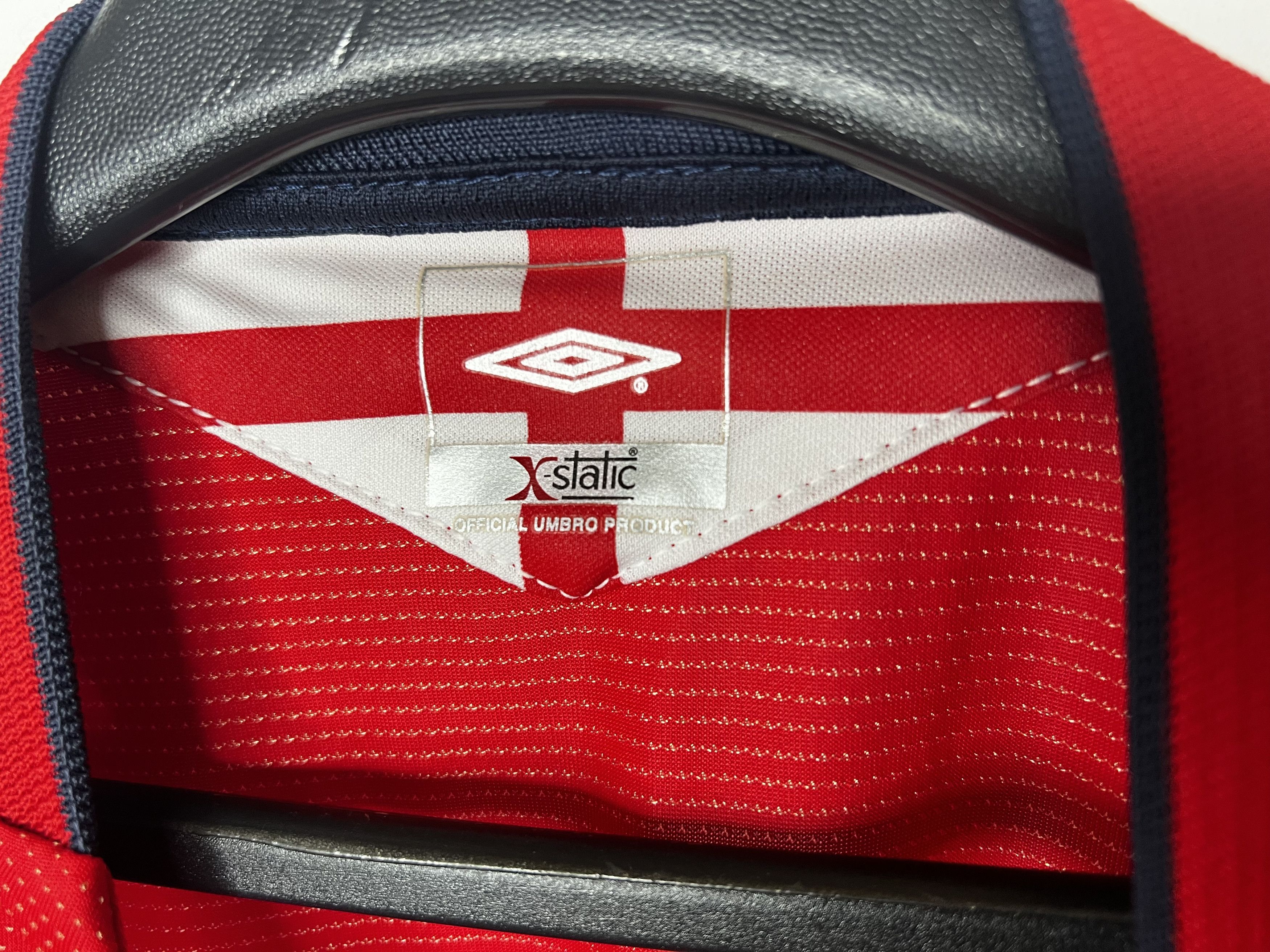 Umbro ENGLAND TEAM 2006 2008 AWAY FOOTBALL SHIRT SOCCER JERSEY Size US XL / EU 56 / 4 - 5 Thumbnail
