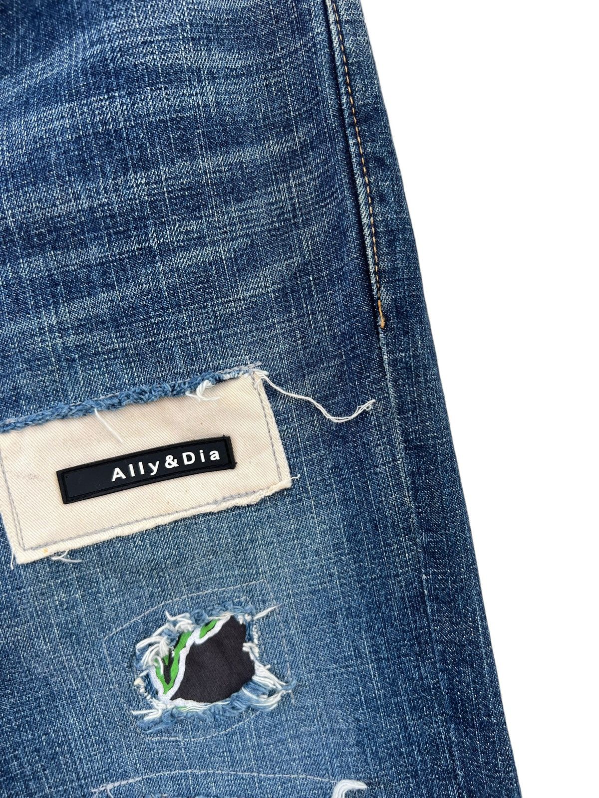 Vintage ALLY & DIA Japan Ripped Patchwork Rivets Denim Size US 31 - 12 Thumbnail