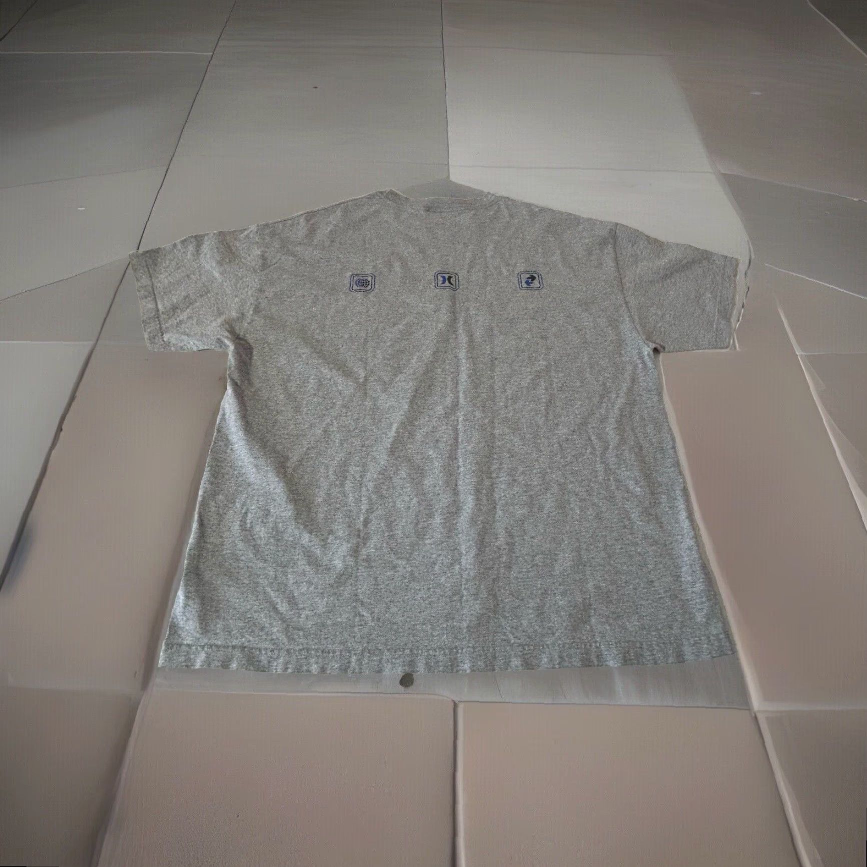 Hurley VINTAGE Hurley International Shirt Men 2XL Gray Short Sleeve Double Sided USA Crew Neck T-Shirt Hurley Beach Surf Logo Solid Cotton Polyester Size US XXL / EU 58 / 5 - 4 Thumbnail