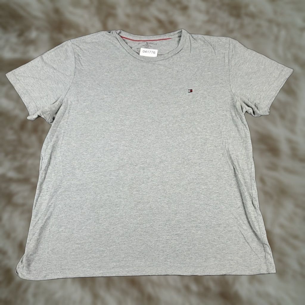 Tommy Hilfiger Tommy Hilfiger Gray T-Shirt Mens Large Casual Short Sleeve Cotton Regular Fit Classic Sports Size US L / EU 52-54 / 3 - 1 Thumbnail