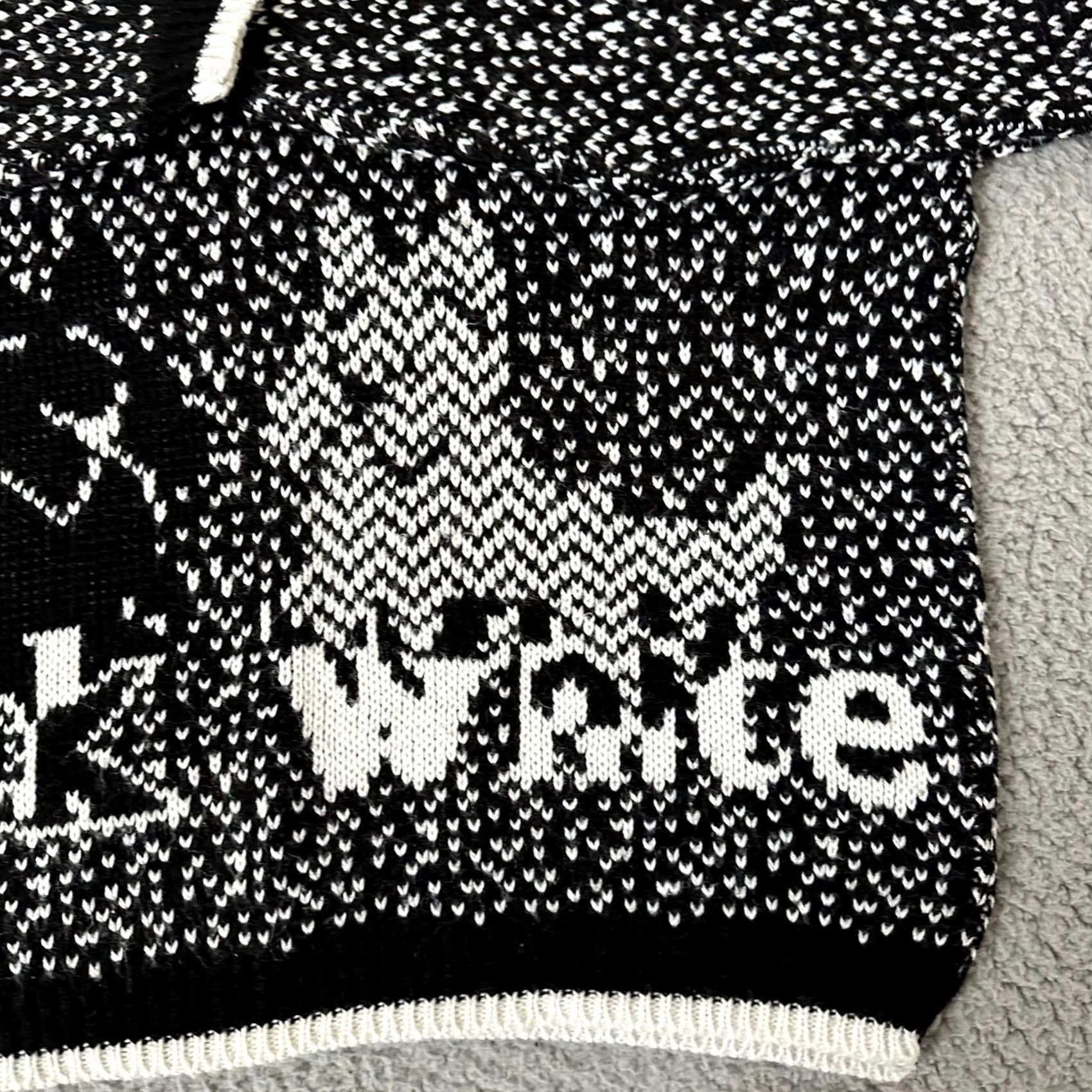 Vintage VINTAGE Nuggets Sweater Womens Medium Black White Fair Isle Dog Terrier 80s Size M / US 6-8 / IT 42-44 - 4 Thumbnail