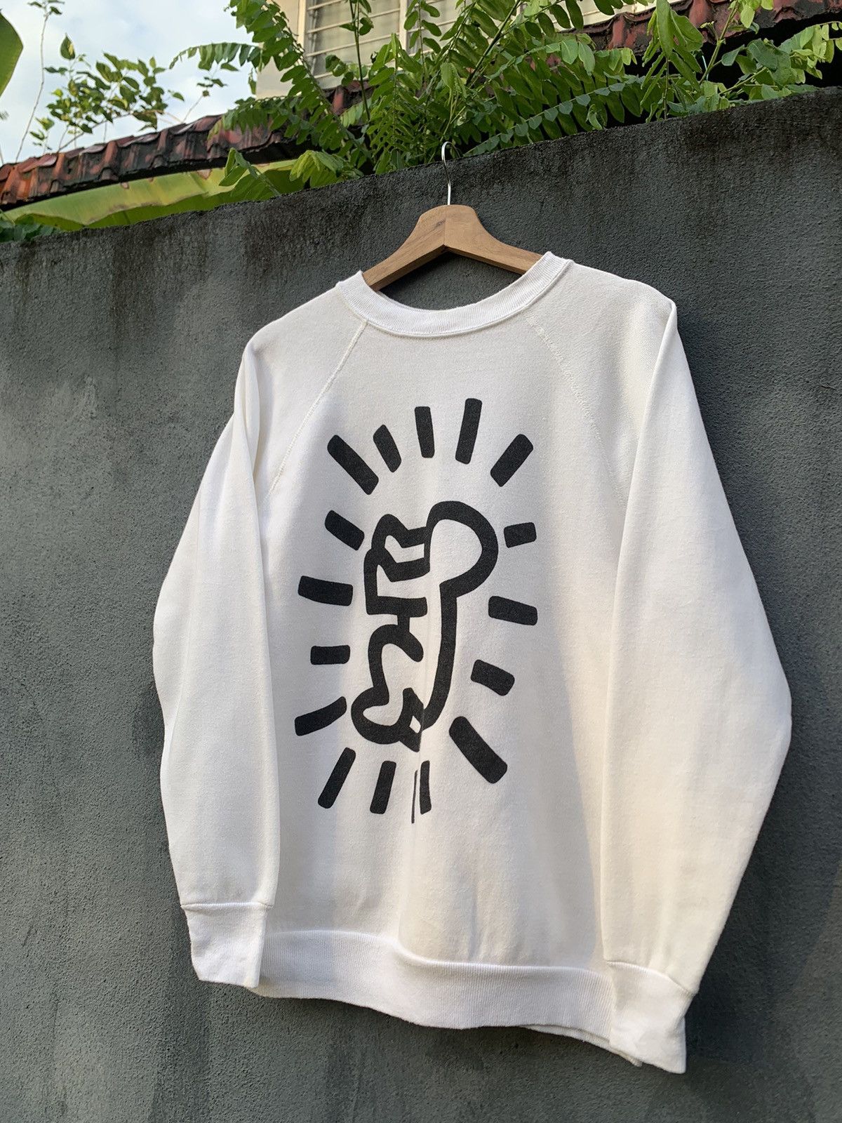 Keith Haring Vintage Keith Haring White Tee Crewneck Sweater Size US M / EU 48-50 / 2 - 5 Thumbnail