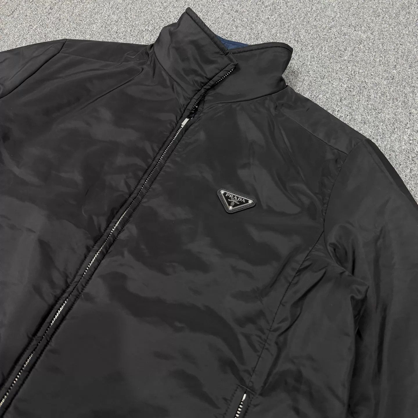 Prada Prada New Reversible Tri Logo Nylon Jkt 48 Mint Size US M / EU 48-50 / 2 - 3 Thumbnail