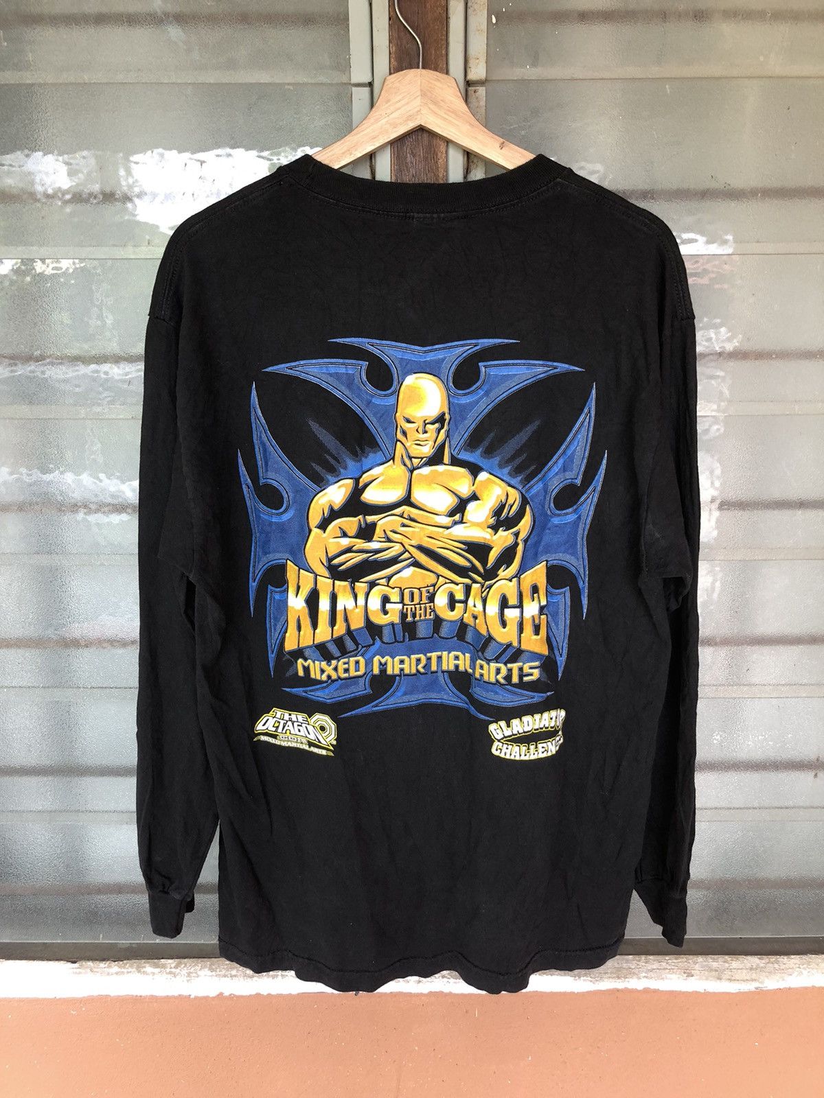 Vintage Vintage The Octagon King Of The Cage Shirt Tee Sleeve Size US L / EU 52-54 / 3 - 1 Thumbnail