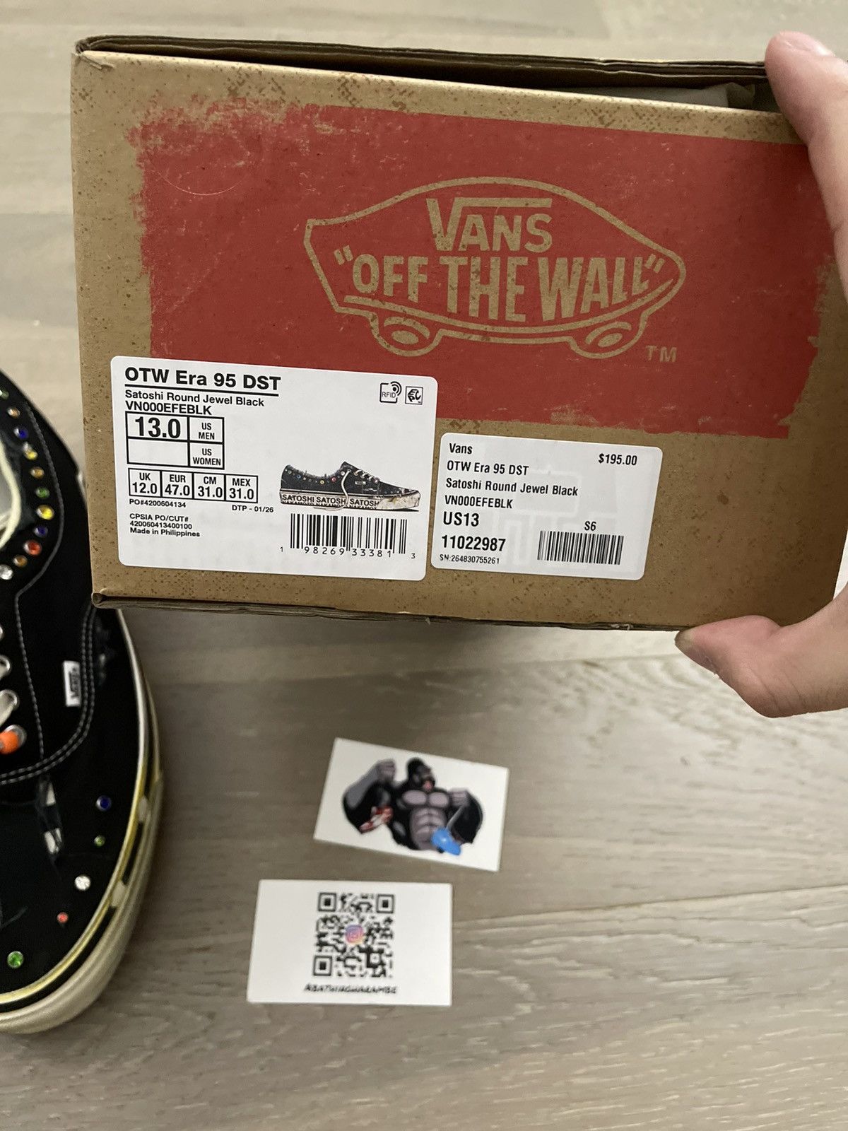 Satoshi Nakamoto × Vans Satoshi Nakamoto OTW Old Skool Vans Pearlized Size US 13 / EU 46 - 3 Thumbnail
