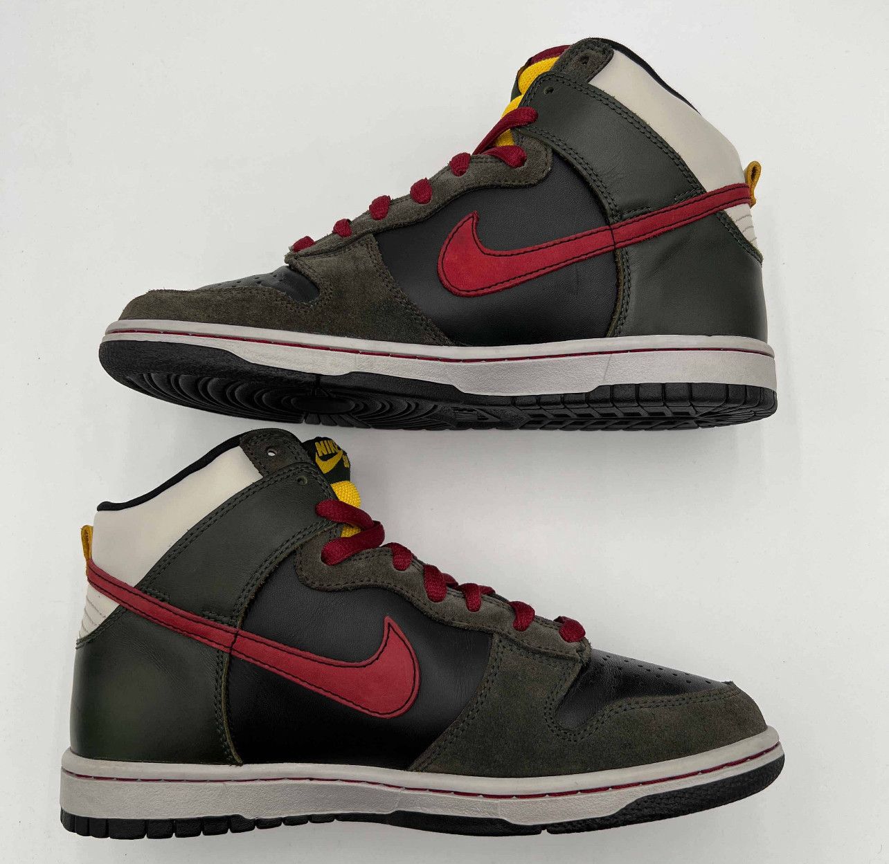 Nike Nike SB Dunk Boba Fett 2008 Size 8.5 RARE Size US 8.5 / EU 41-42 - 2 Thumbnail
