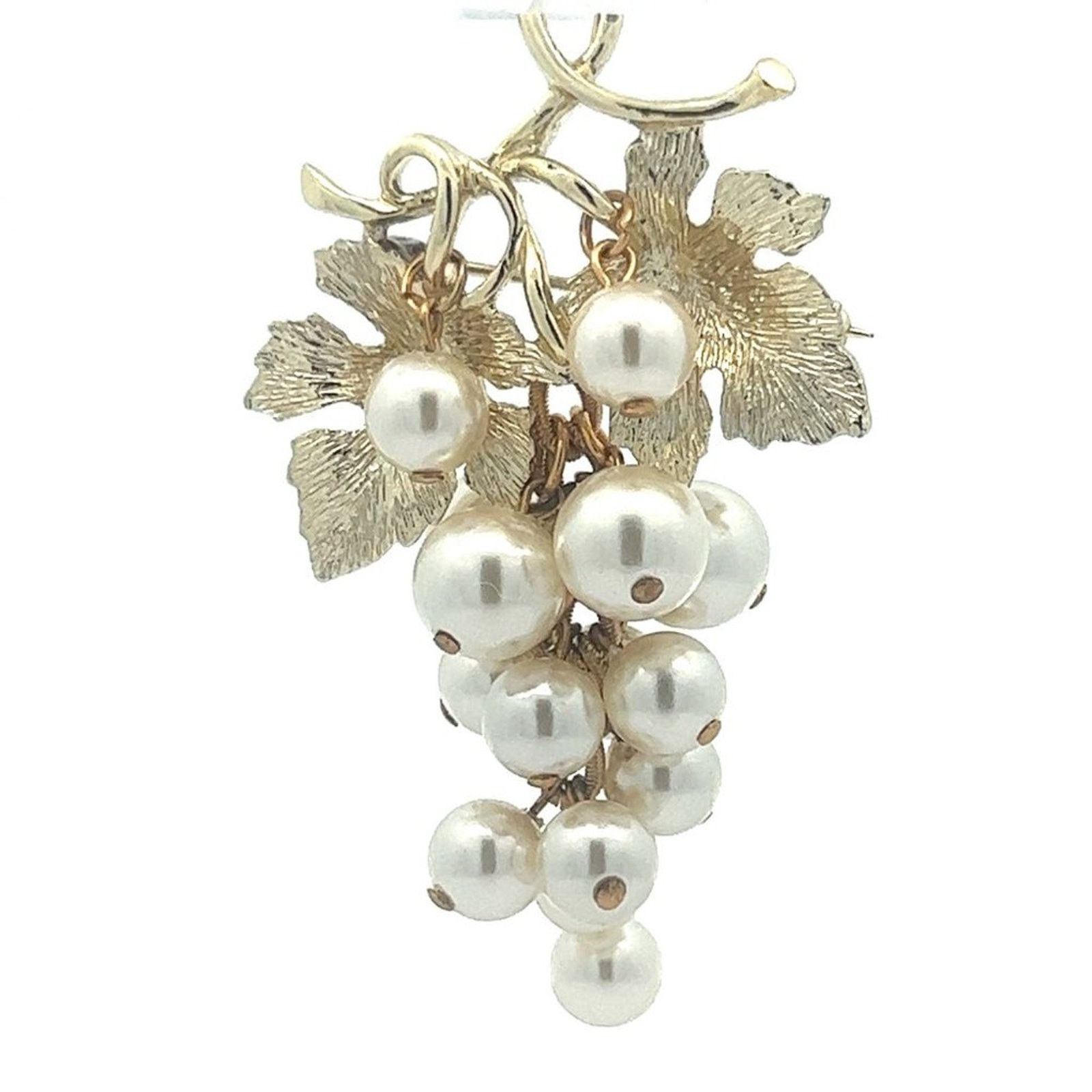 & Other Stories Vintage 1950s Era Dangling Grape Faux Pearl Cluster Brooch Size ONE SIZE - 5 Thumbnail