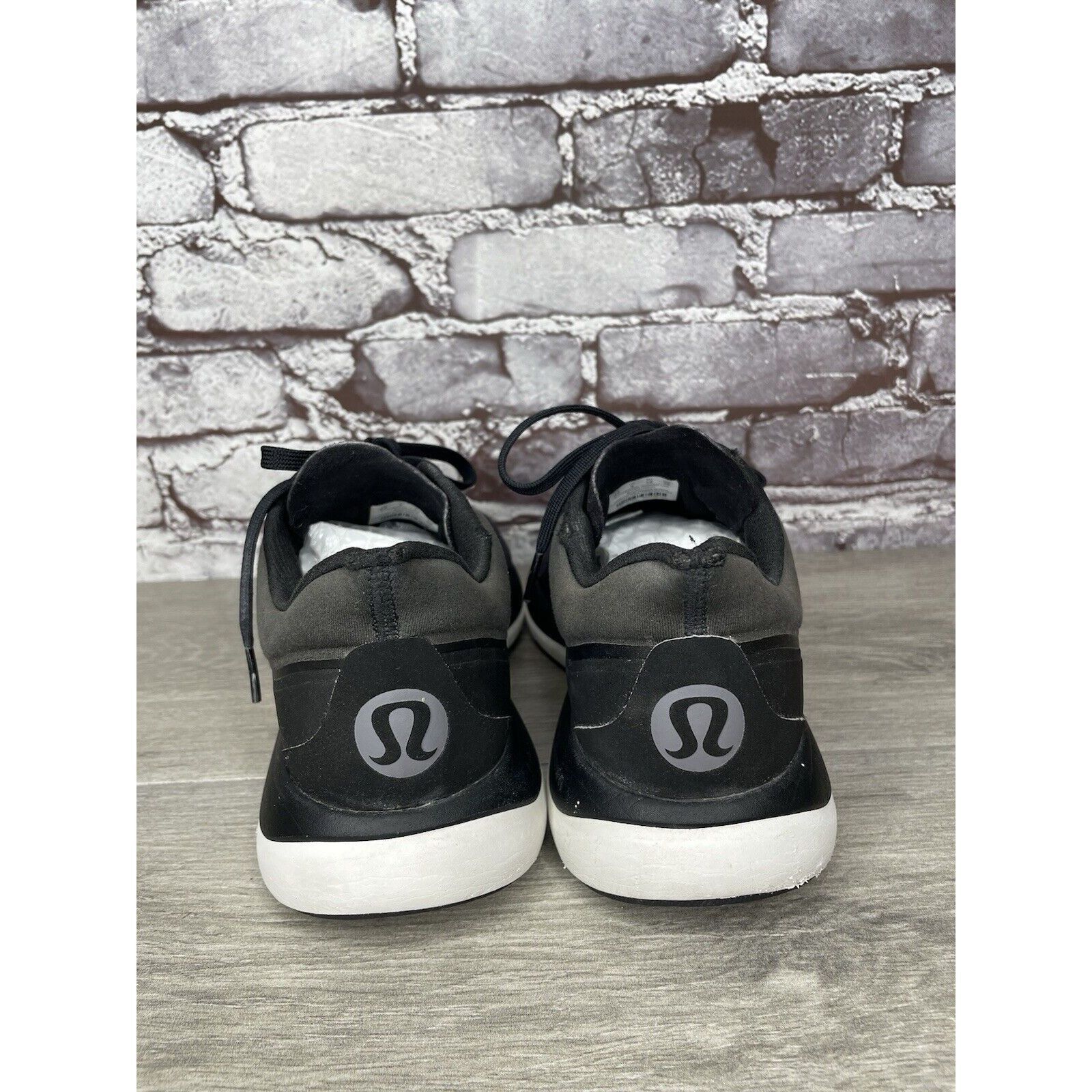 Lululemon Lululemon Black White Chargefeel Workout Low Athletic Sneake Size US 9.5 / IT 39.5 - 21 Thumbnail