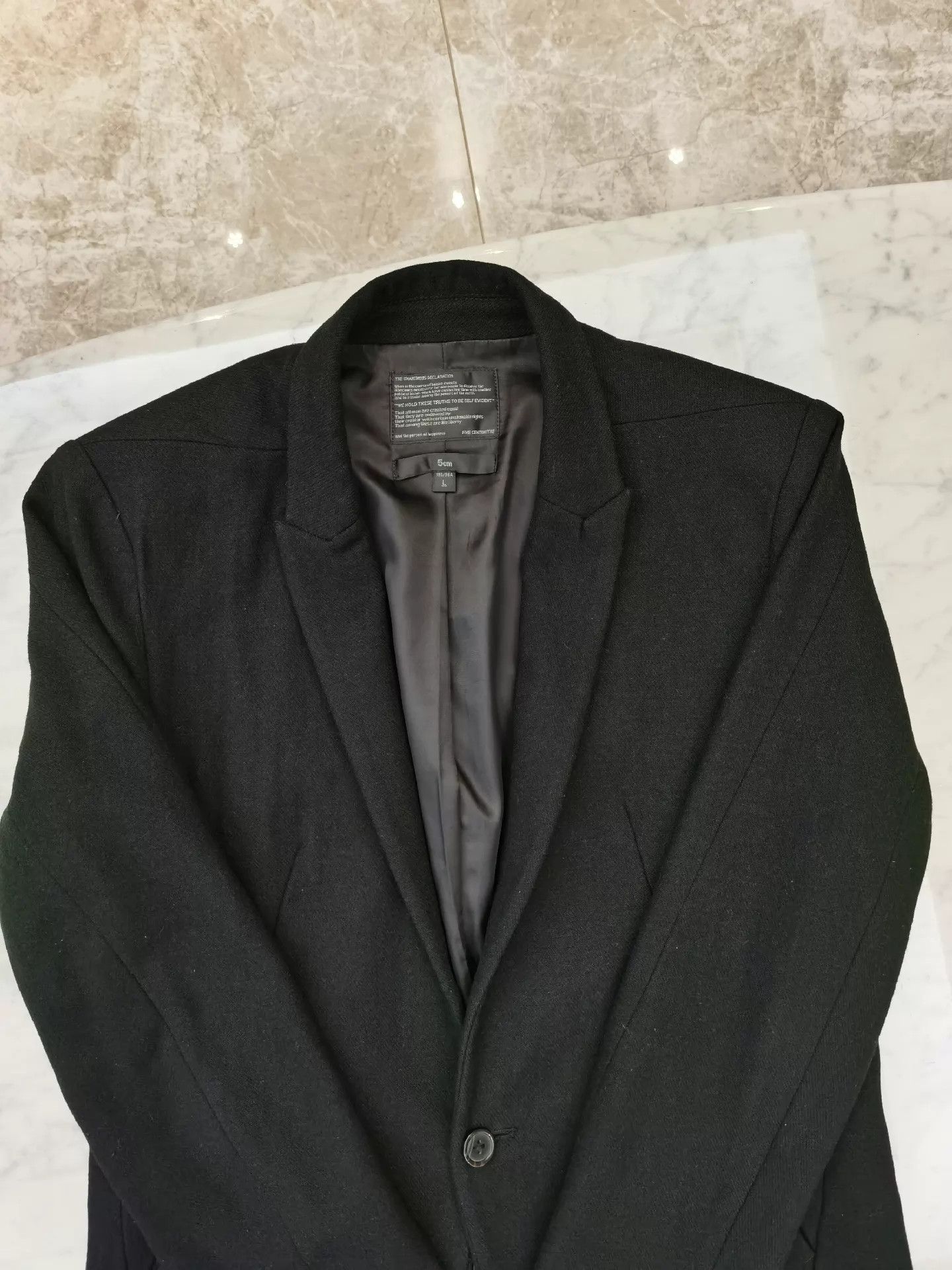 5cm 5cm L Blazer (Worn 2-3x, Bust 50, Length 67) Size US L / EU 52-54 / 3 - 9 Thumbnail
