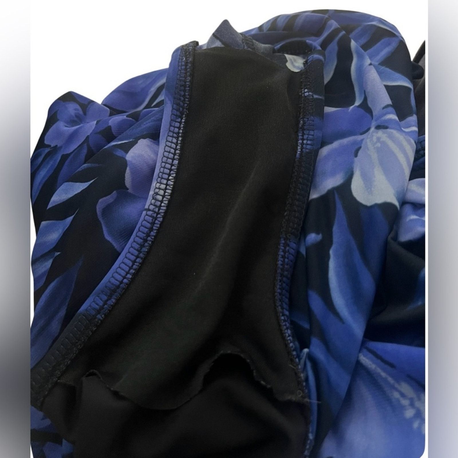 The Unbranded Brand Miracle Suit Blue Floral One Piece Swimsuit, Size 14 Size XL / US 12-14 / IT 48-50 - 3 Thumbnail