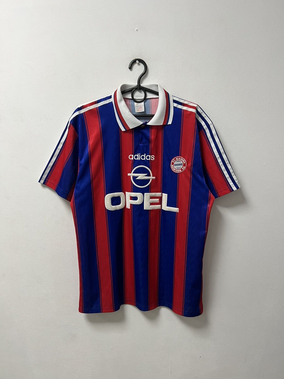 Adidas Adidas Bayern Munich 1995 1997 home soccer jersey football Size US M / EU 48-50 / 2 - 1 Thumbnail
