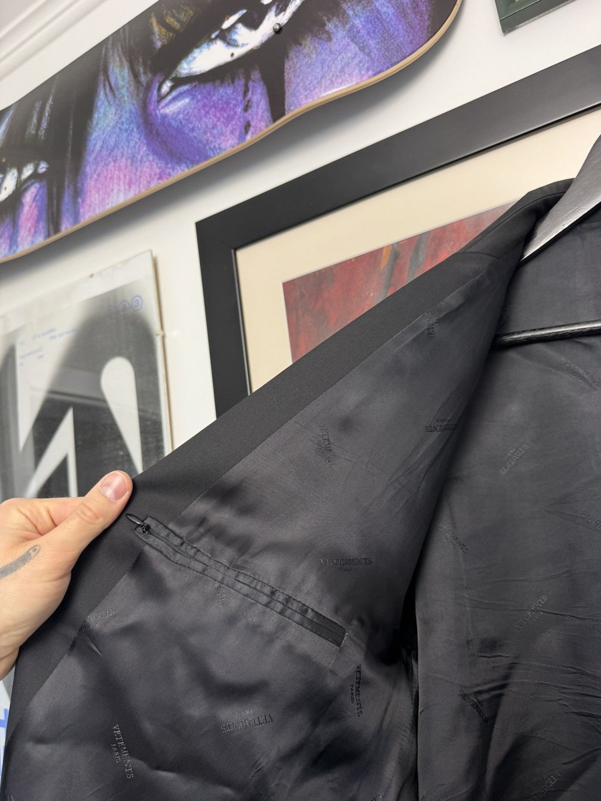 Vetements Vetements AW20 Anarchy Black Sleeve Split Blazer Jacket Rare Size US M / EU 48-50 / 2 - 5 Thumbnail