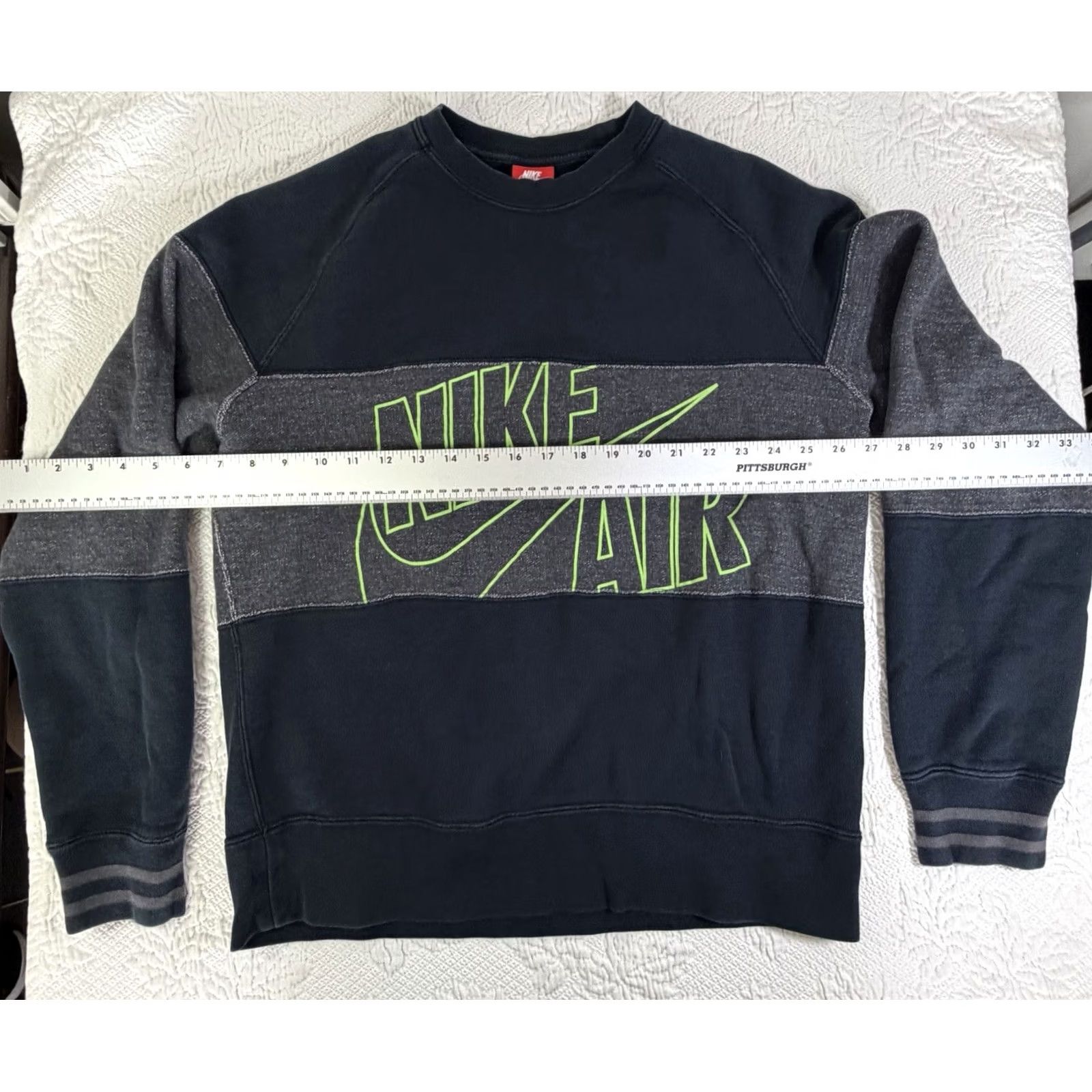 Nike Nike Air Crewneck Patchwork Neon Large Pullover Sweatshirt Mens Regular Green Size US L / EU 52-54 / 3 - 3 Thumbnail