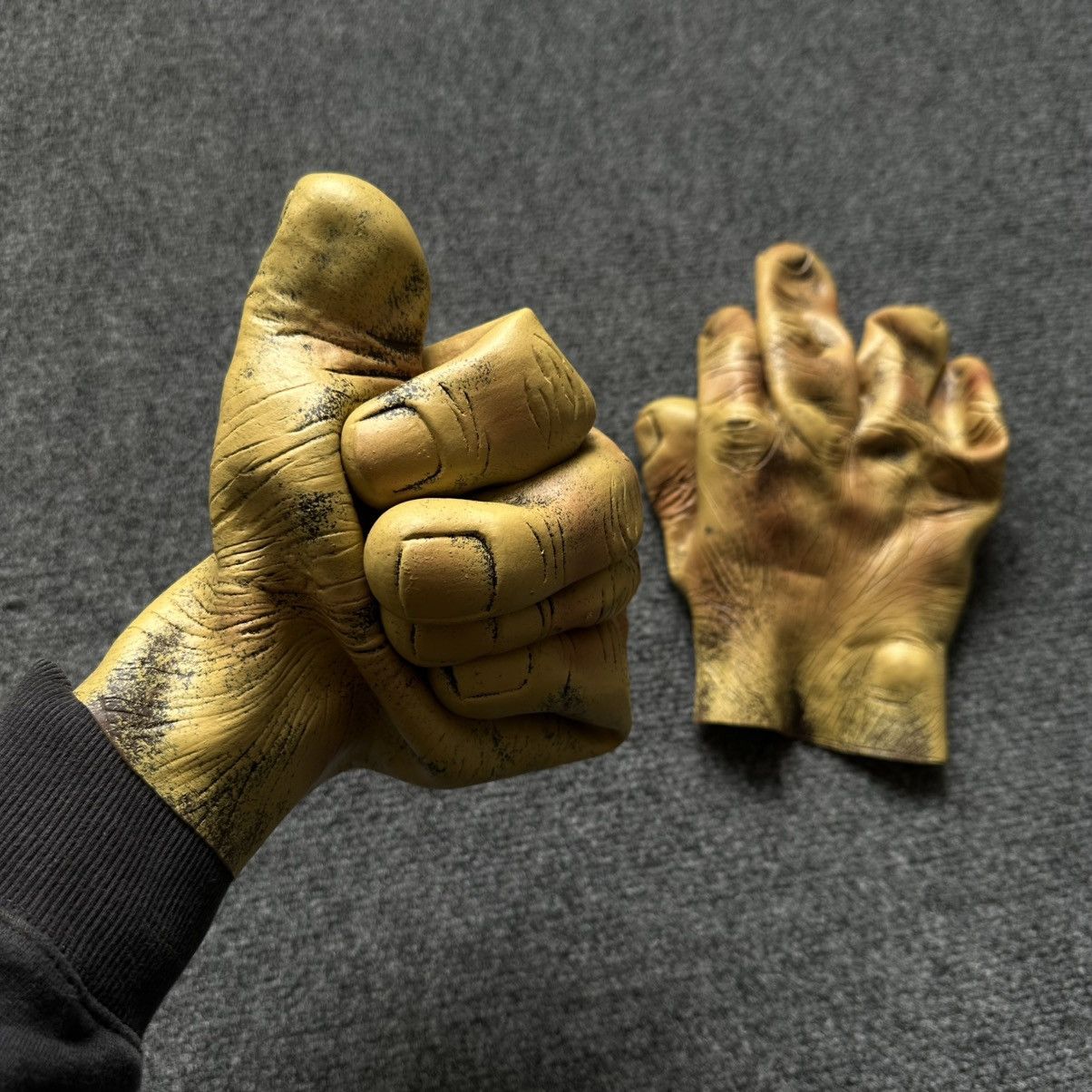 Y/Project VTG Rubber Hands Shker Hulk Hand Y2K 00s USA Grunge Hype Size ONE SIZE - 4 Thumbnail