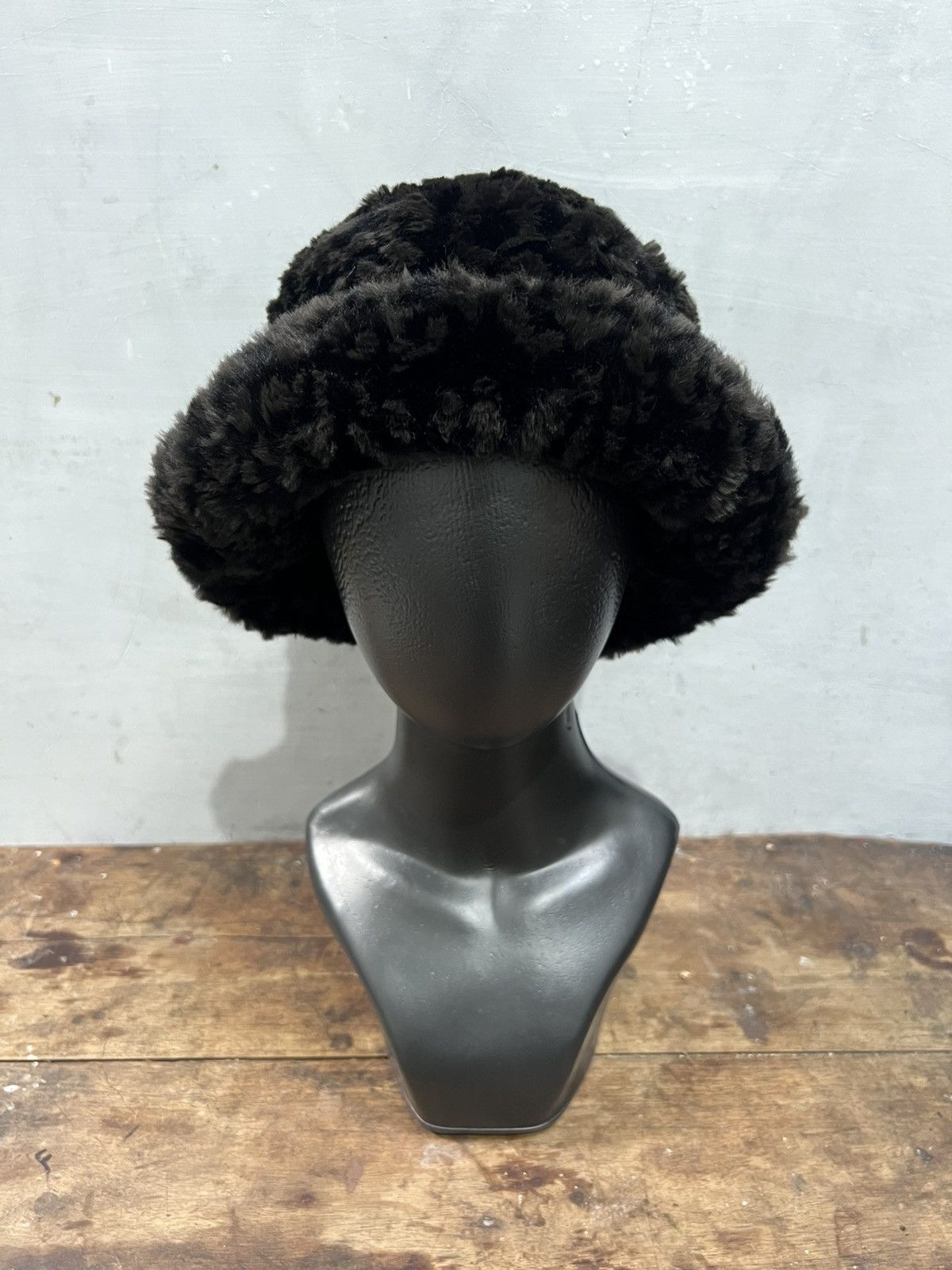 Japanese Brand Fur Bucket Hat Leopard Pattern Size ONE SIZE - 11 Thumbnail