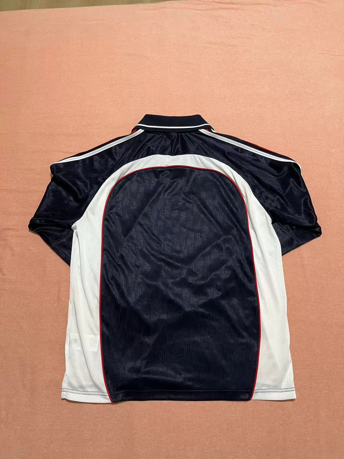 Adidas adidas x Kith Monogram Knit LS Jersey M Worn Once Size US M / EU 48-50 / 2 - 3 Thumbnail