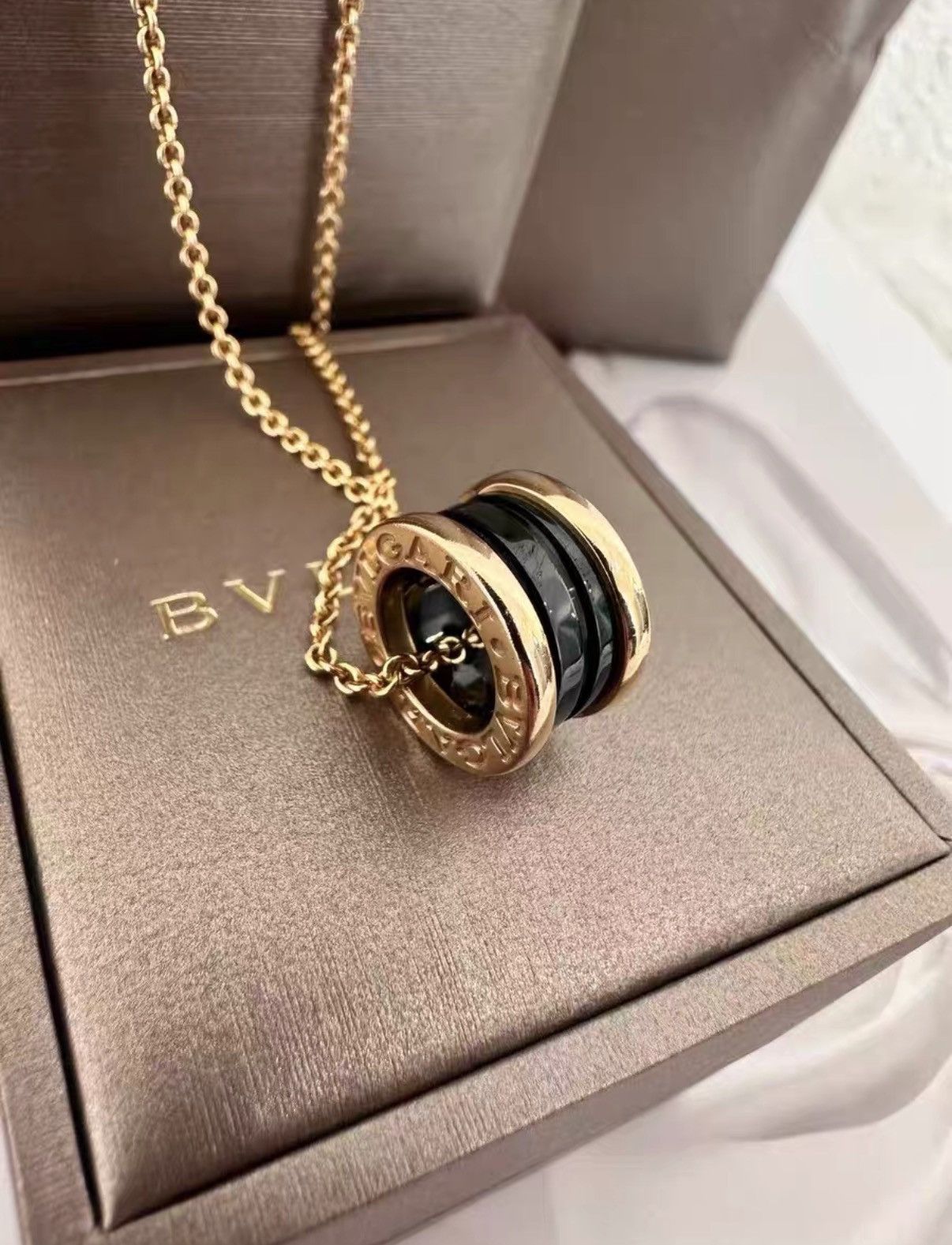 Bvlgari Bvlgari 18K rose gold black ceramic spring necklace J38 Size ONE SIZE - 5 Thumbnail