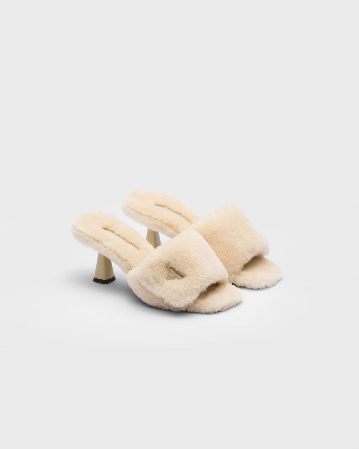 Prada o1w1db11124 Shearling Sandals in Beige Size US 6 / IT 36 - 2 Thumbnail