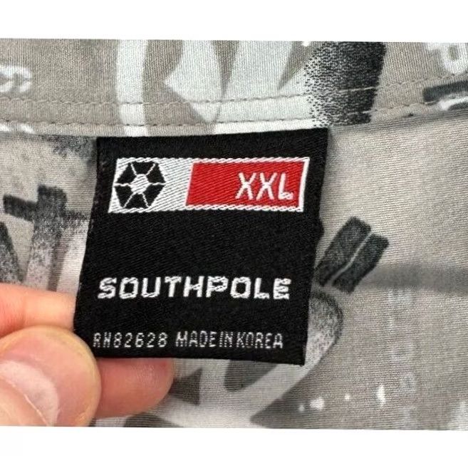 Southpole Southpole Shirt Adult 2XL Grey Graphic Print Button Down Short Sleeve Pocket Men Size US XXL / EU 58 / 5 - 4 Thumbnail