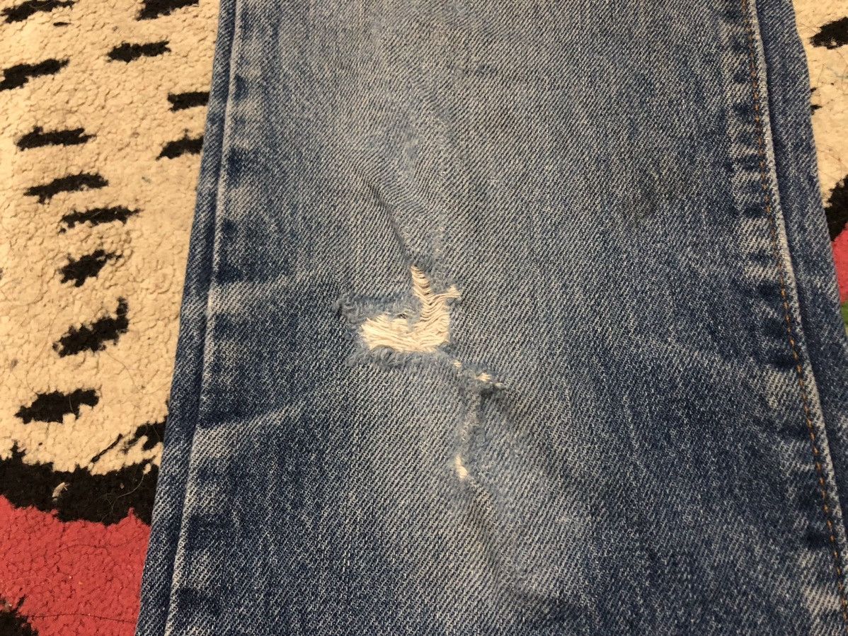 Levi's Vintage 90s Levis Distressed Ripped Zipper jeans Size US 29 - 5 Thumbnail