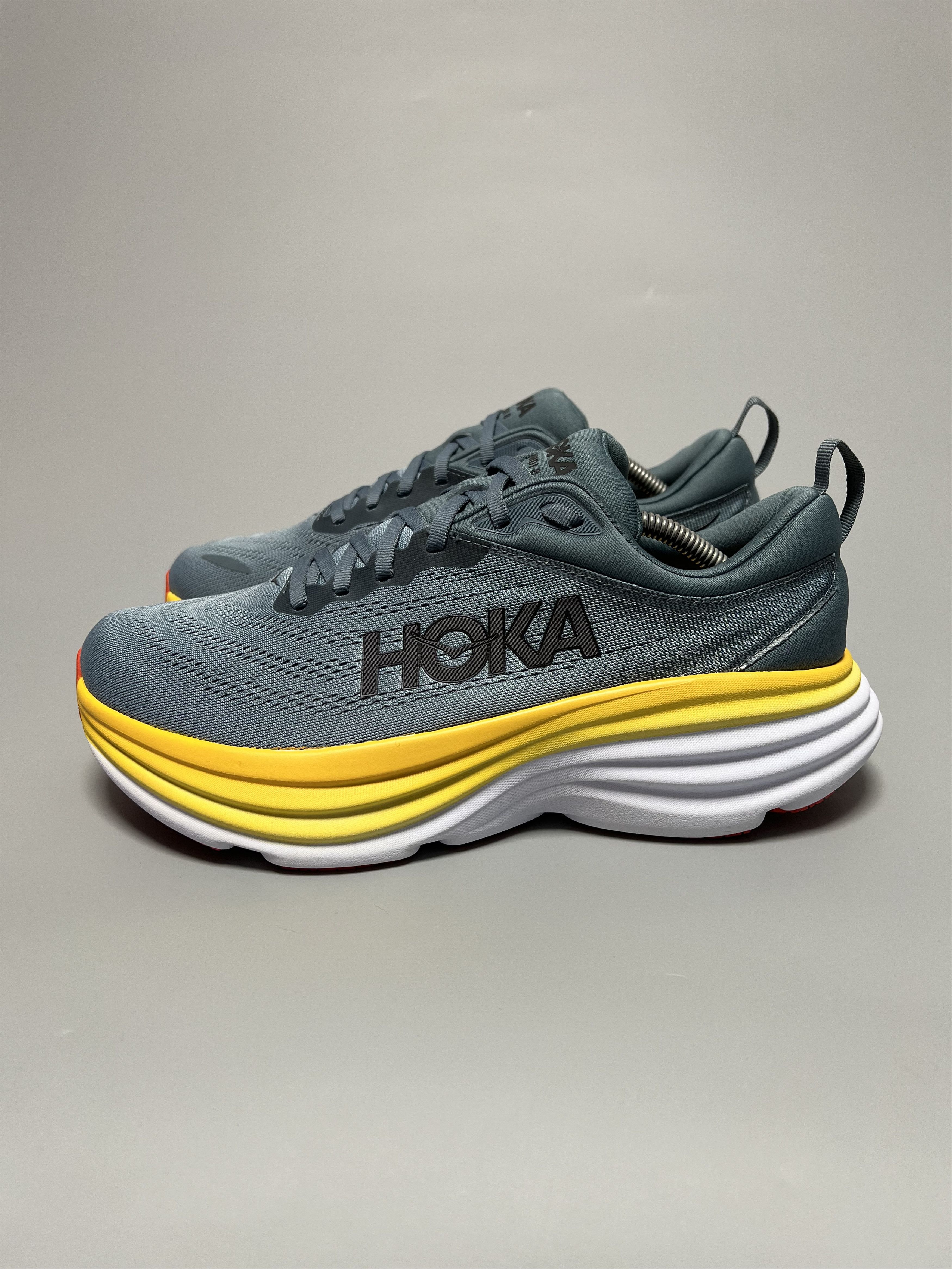 Hoka 9.5 EE Hoka One One Bondi 8 Wide Running Shoes Gym Walking Size US 9.5 / EU 42-43 - 1 Thumbnail